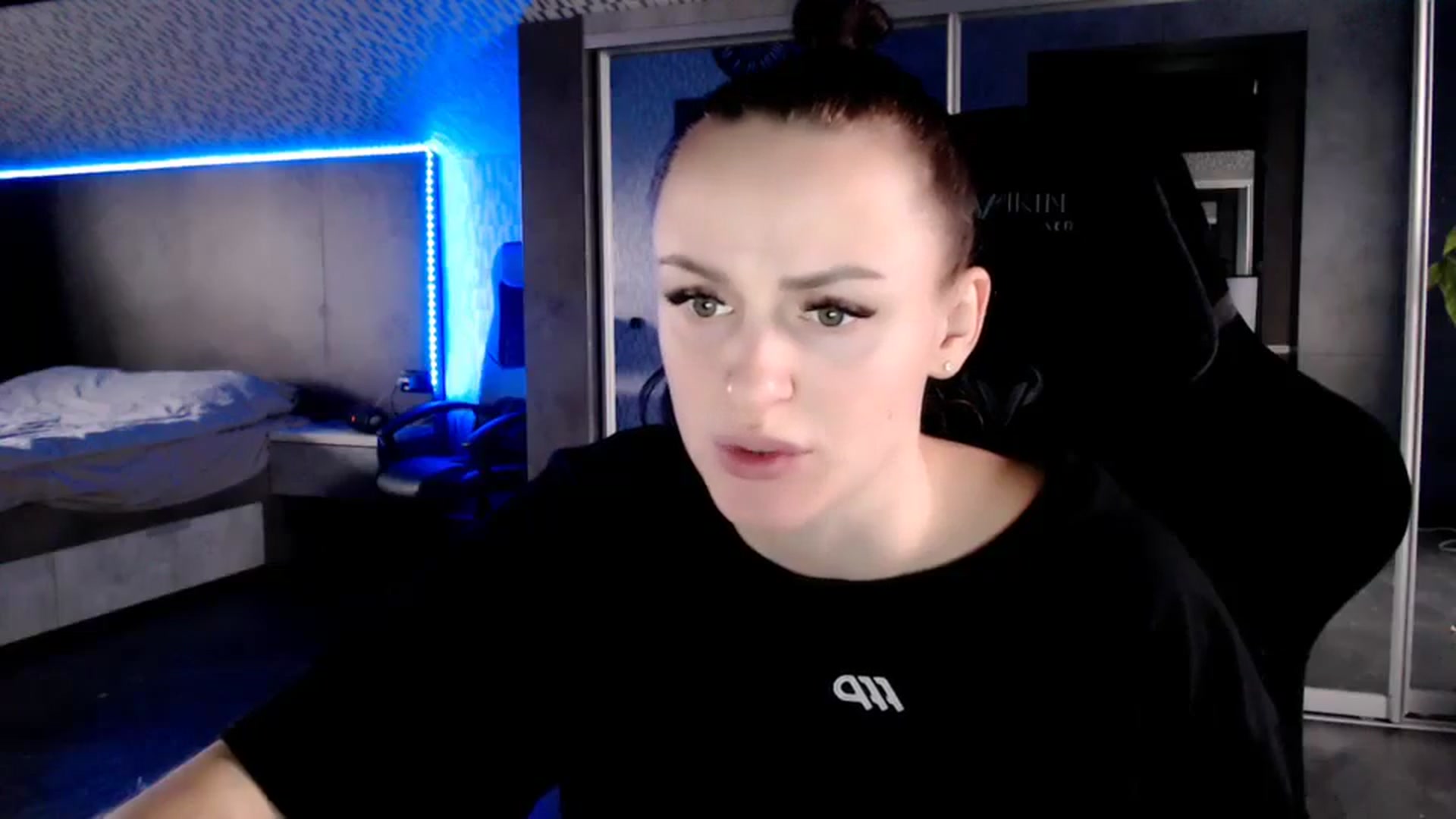 Gallery image thumbnail from CandyBunie's myfreecams stream on, 12/23/2023, 05:06 image 14 of 20