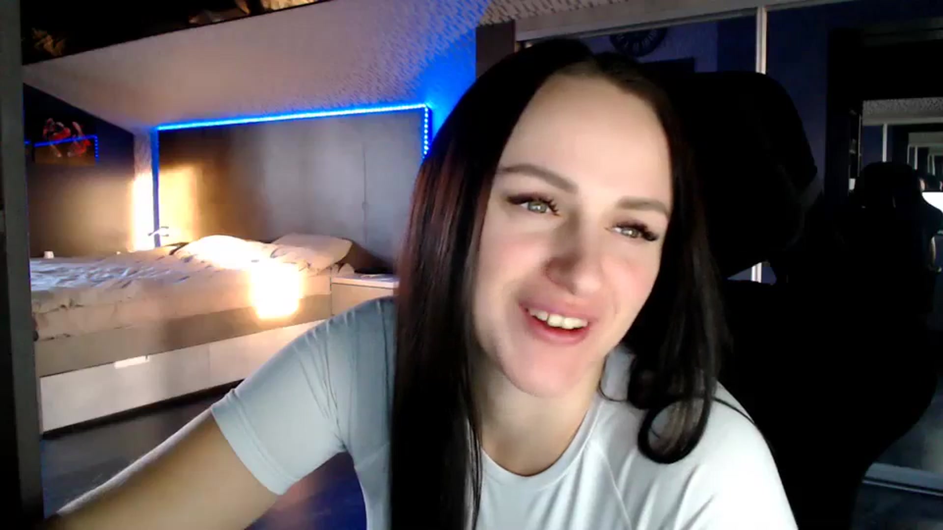 Gallery image thumbnail from CandyBunie's myfreecams stream on, 12/27/2023, 04:36 image 7 of 20