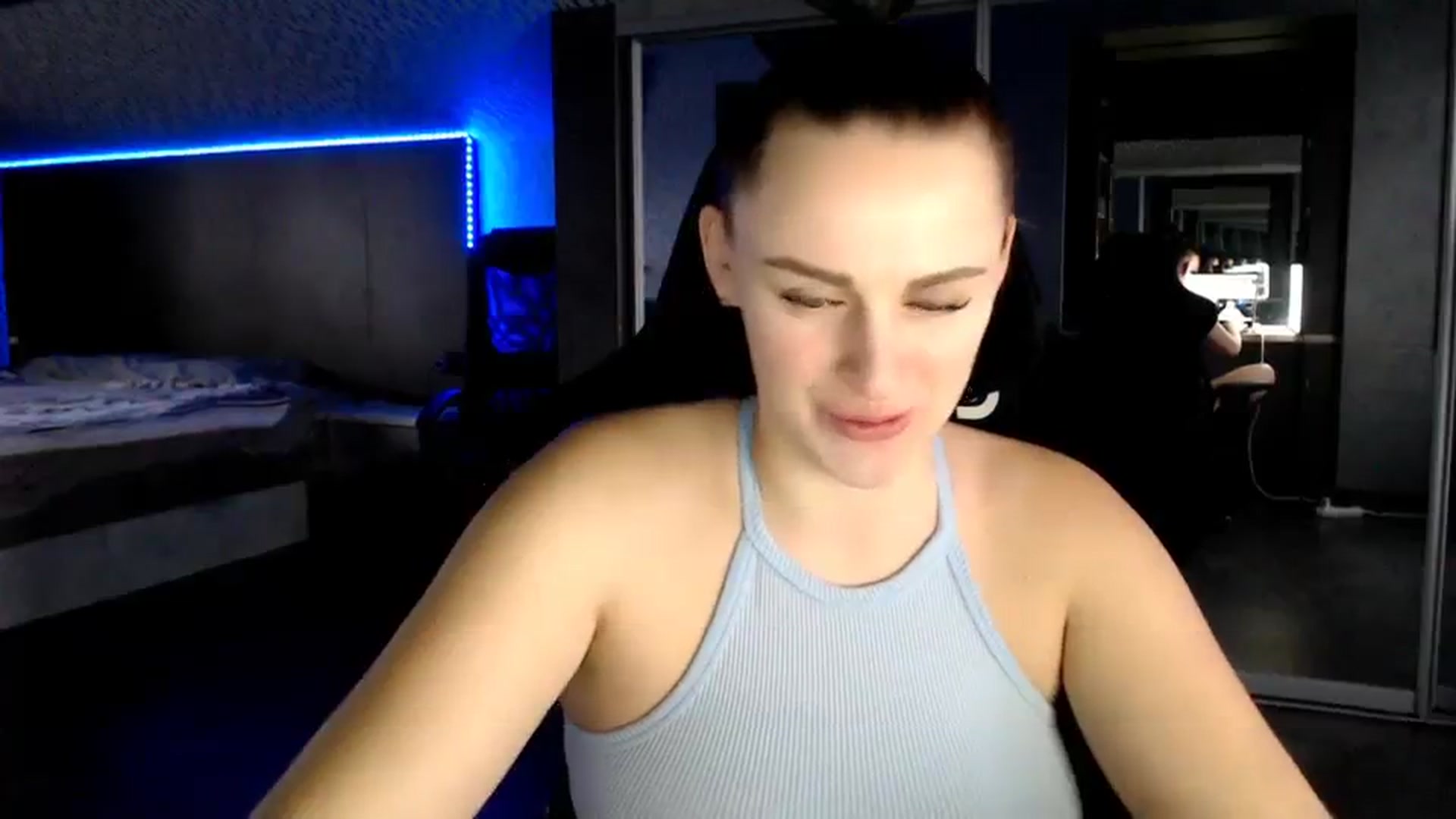Gallery image thumbnail from CandyBunie's myfreecams stream on, 12/29/2023, 05:03 image 7 of 20