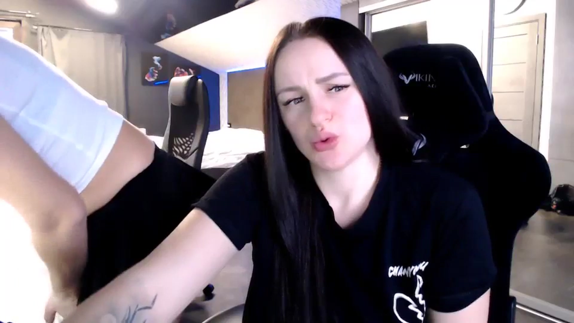 Gallery image thumbnail from CandyBunie's myfreecams stream on, 01/13/2024, 04:10 image 2 of 20