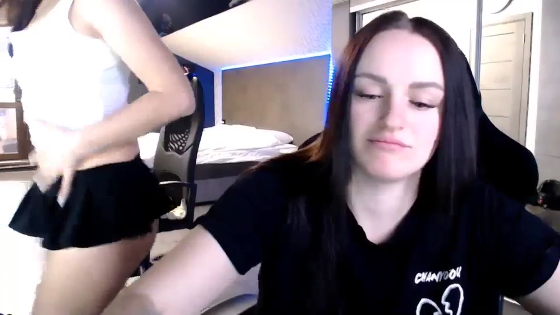 Gallery image thumbnail from CandyBunie's myfreecams stream on, 01/13/2024, 04:10 image 6 of 20