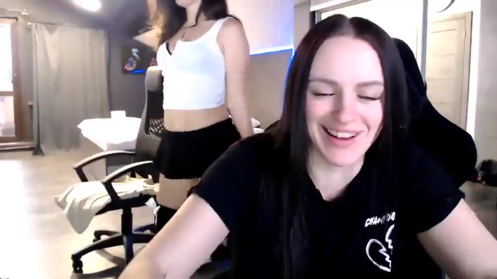 Gallery image thumbnail from CandyBunie's myfreecams stream on, 01/13/2024, 04:10 image 4 of 20