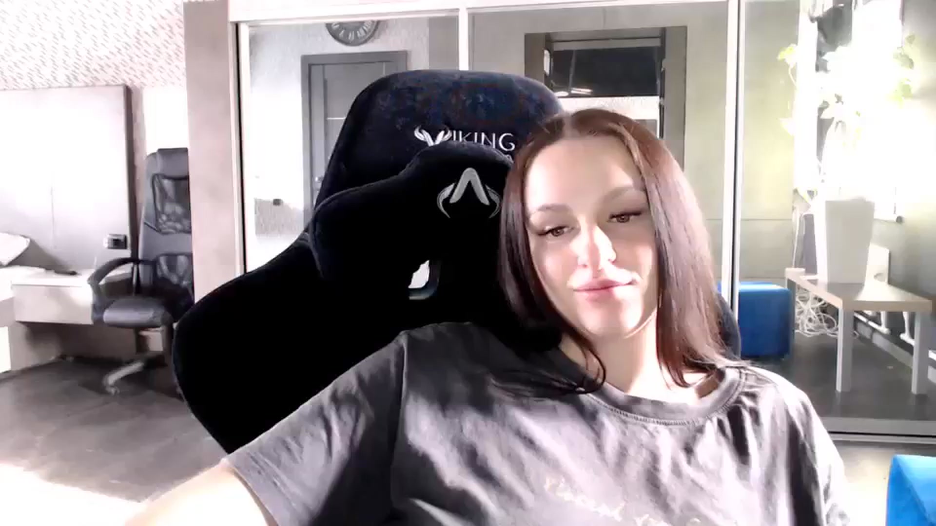 Gallery image thumbnail from CandyBunie's myfreecams stream on, 03/03/2024, 04:31 image 1 of 20