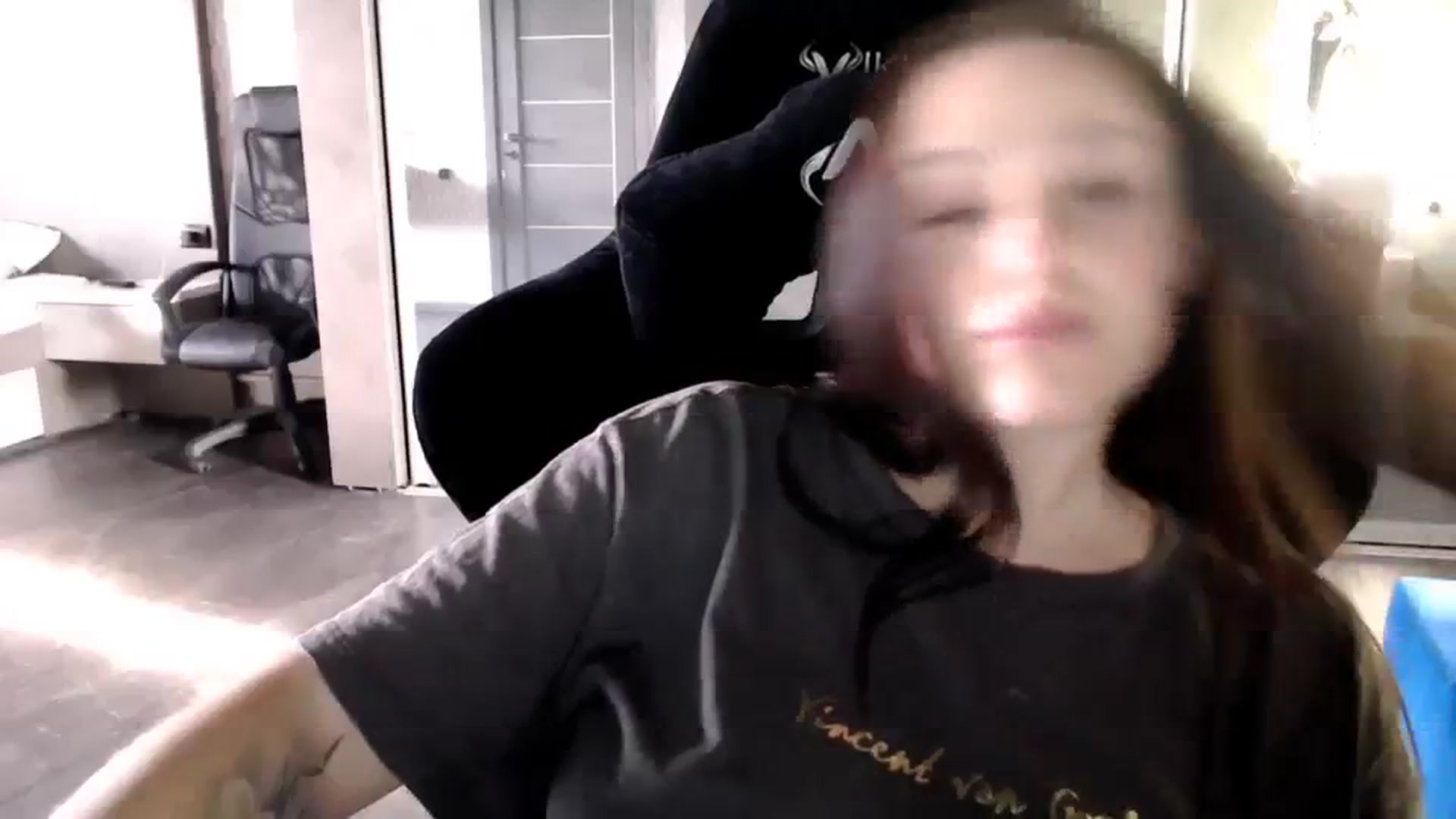 Gallery image thumbnail from CandyBunie's myfreecams stream on, 03/03/2024, 04:31 image 6 of 20
