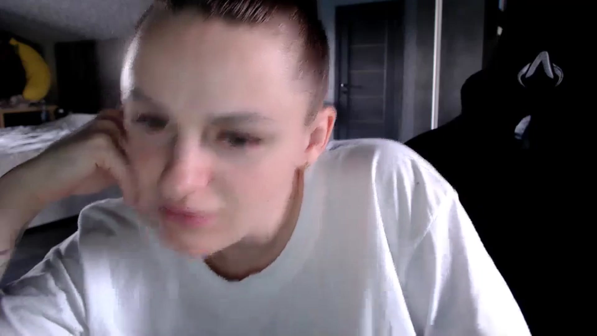 Gallery image thumbnail from CandyBunie's myfreecams stream on, 03/10/2024, 04:56 image 10 of 20