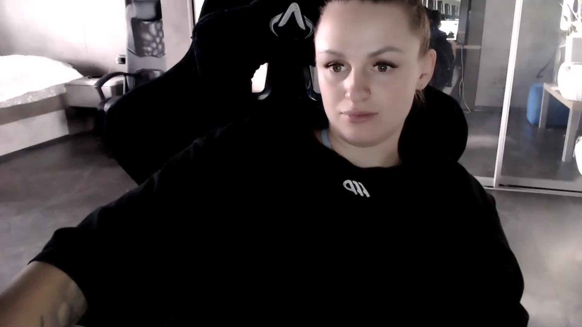Gallery image thumbnail from CandyBunie's myfreecams stream on, 03/11/2024, 05:22 image 5 of 20