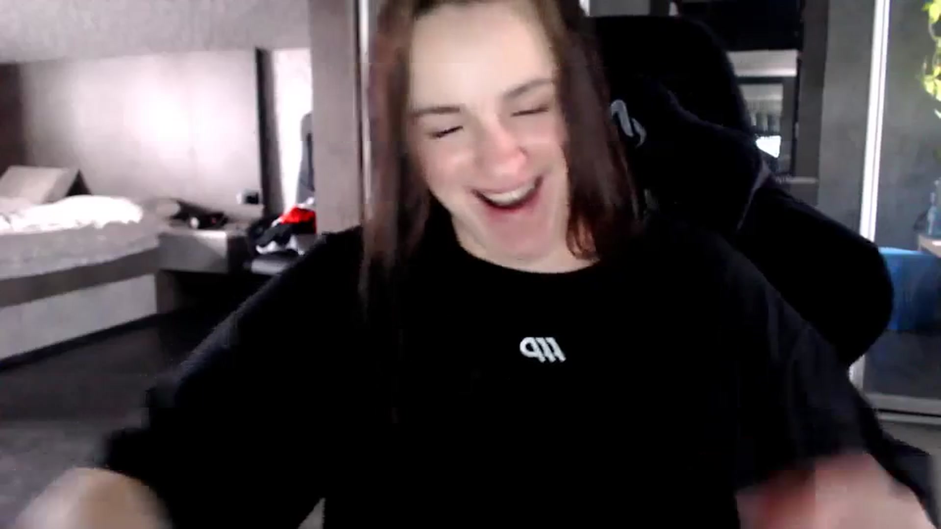 Gallery image thumbnail from CandyBunie's myfreecams stream on, 03/22/2024, 04:00 image 4 of 20