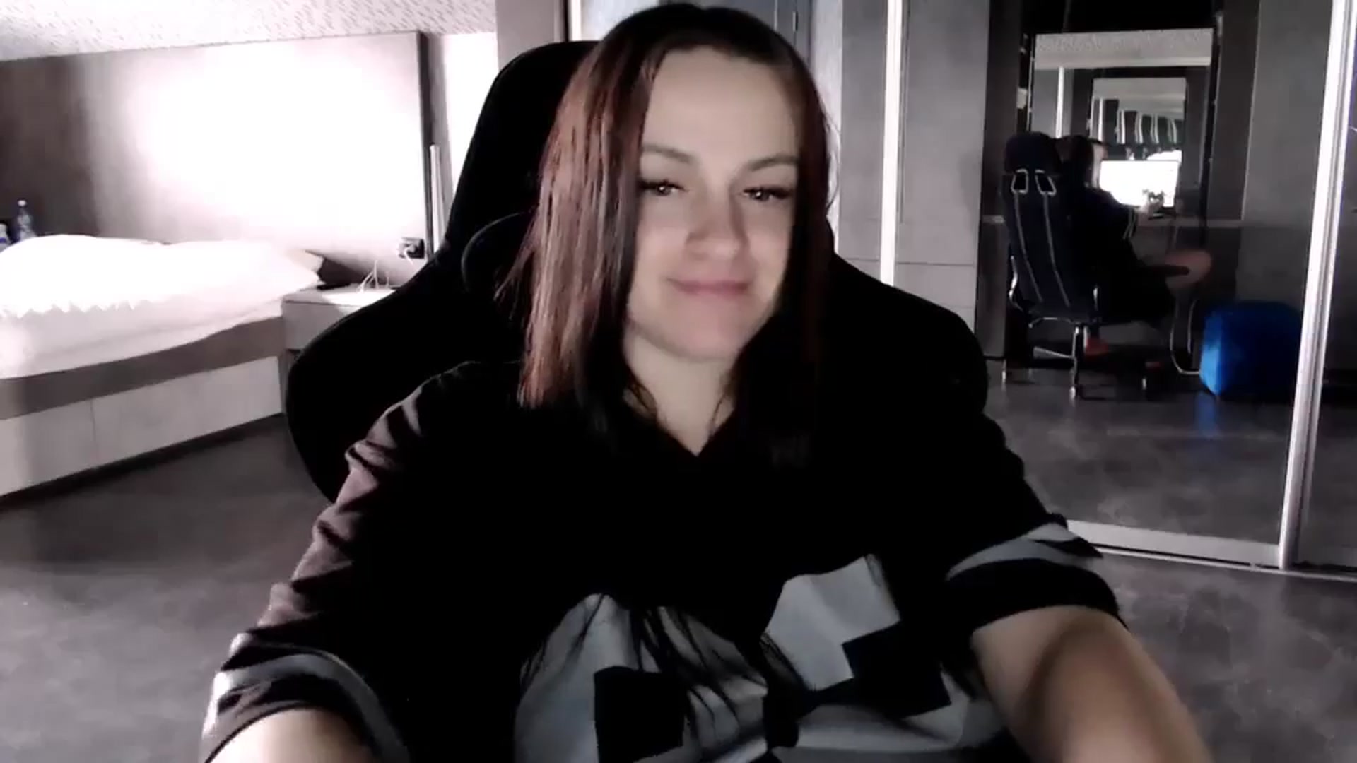 Gallery image thumbnail from CandyBunie's myfreecams stream on, 04/28/2024, 03:42 image 2 of 20