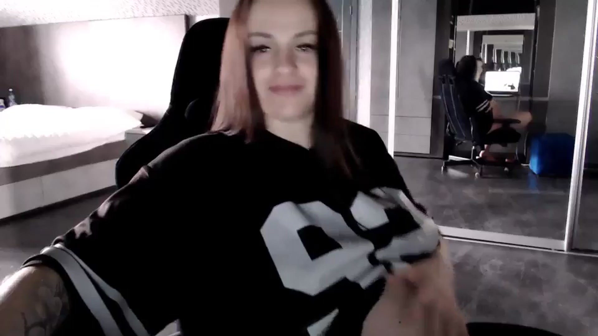 Gallery image thumbnail from CandyBunie's myfreecams stream on, 04/28/2024, 03:42 image 13 of 20
