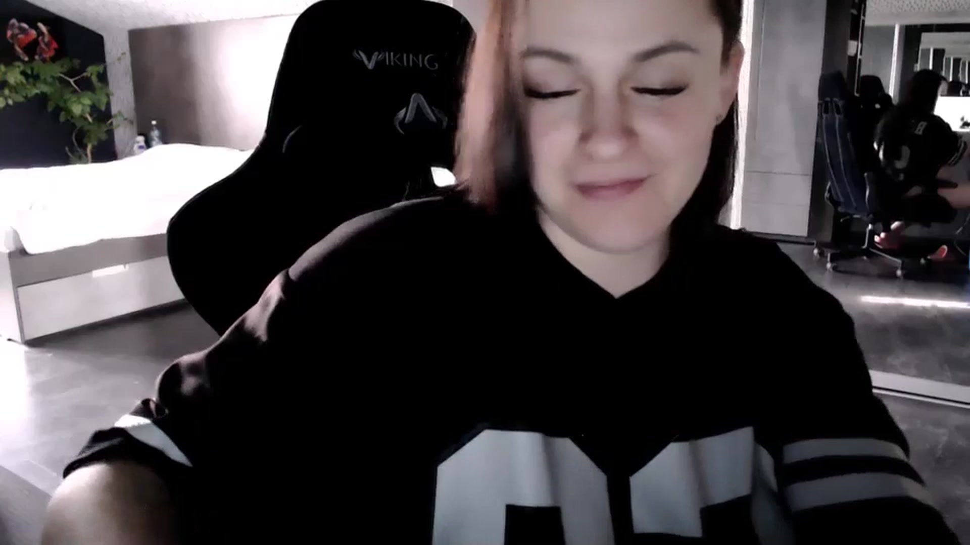 Gallery image thumbnail from CandyBunie's myfreecams stream on, 04/28/2024, 04:34 image 19 of 20