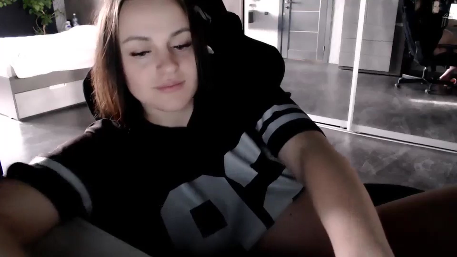 Gallery image thumbnail from CandyBunie's myfreecams stream on, 04/28/2024, 04:34 image 16 of 20