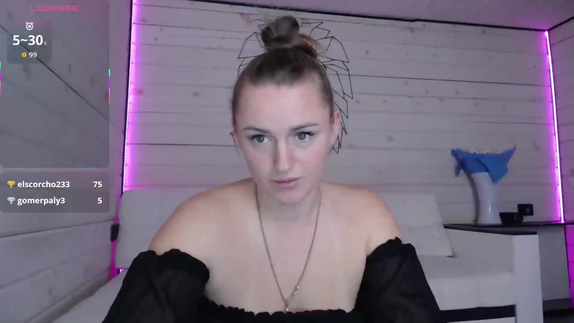 Gallery image thumbnail from CandyBunie's myfreecams stream on, 10/24/2025, 04:56 image 19 of 20