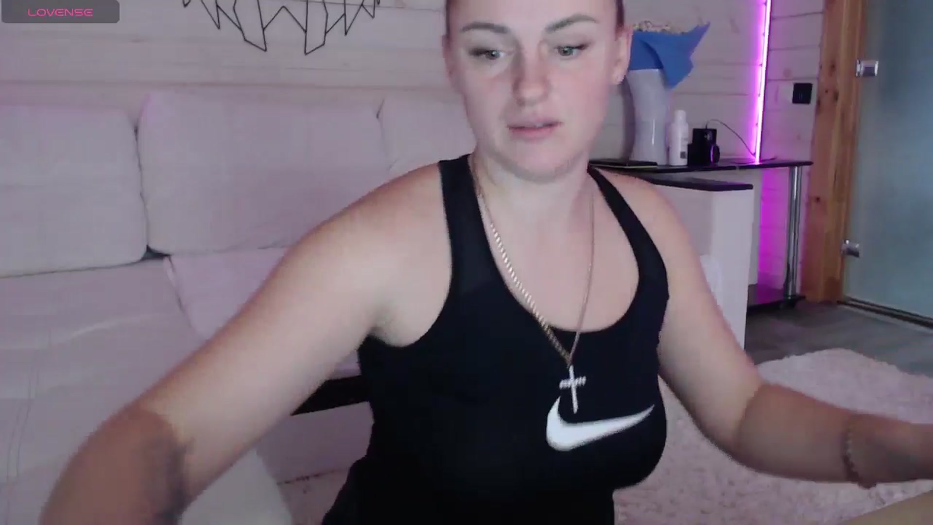 Gallery image thumbnail from CandyBunie's myfreecams stream on, 10/26/2025, 05:00 image 17 of 20