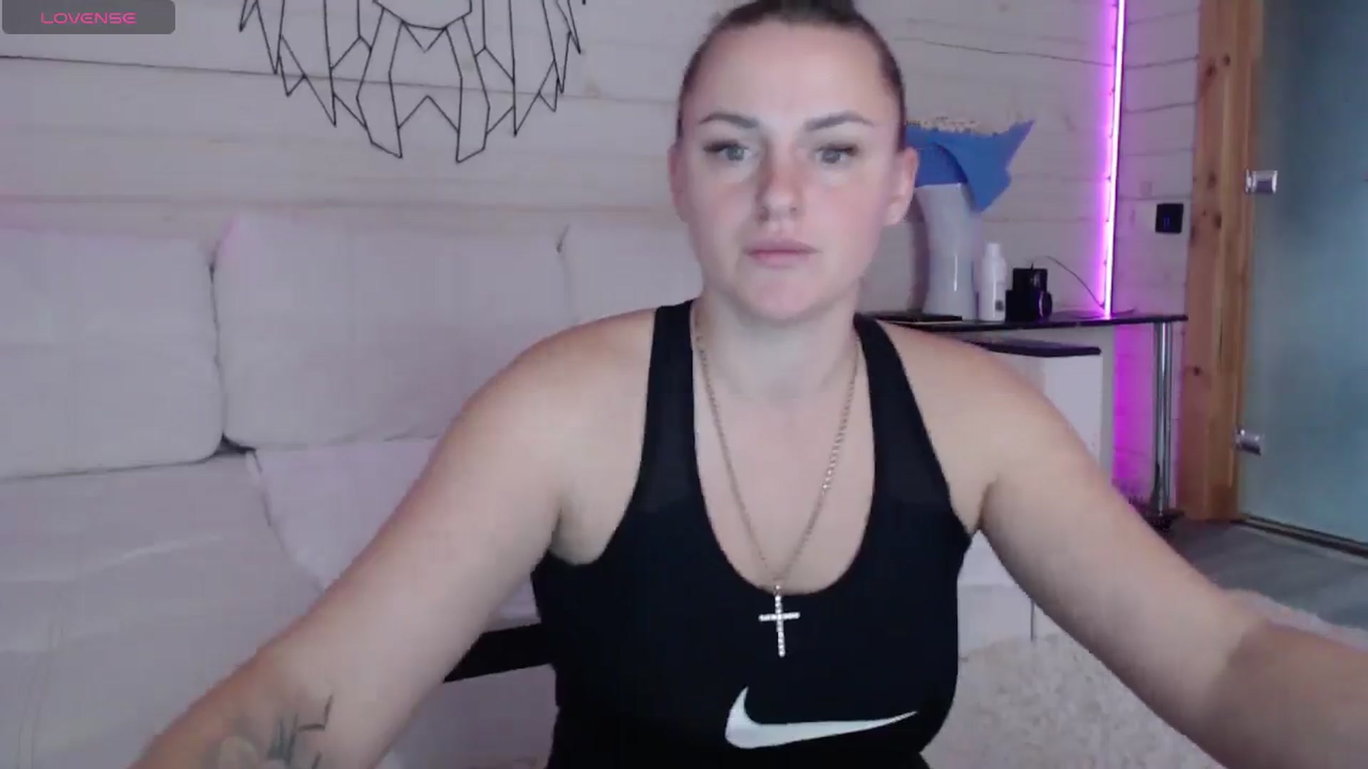 Gallery image thumbnail from CandyBunie's myfreecams stream on, 10/26/2025, 05:00 image 6 of 20