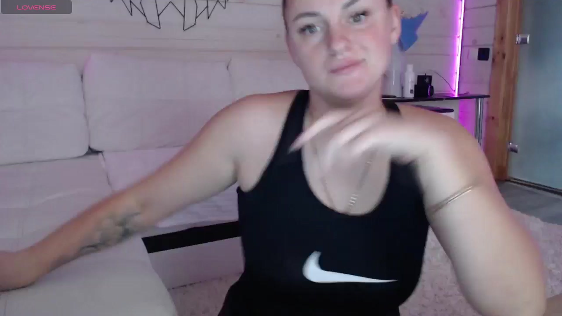 Gallery image thumbnail from CandyBunie's myfreecams stream on, 10/26/2025, 05:00 image 20 of 20