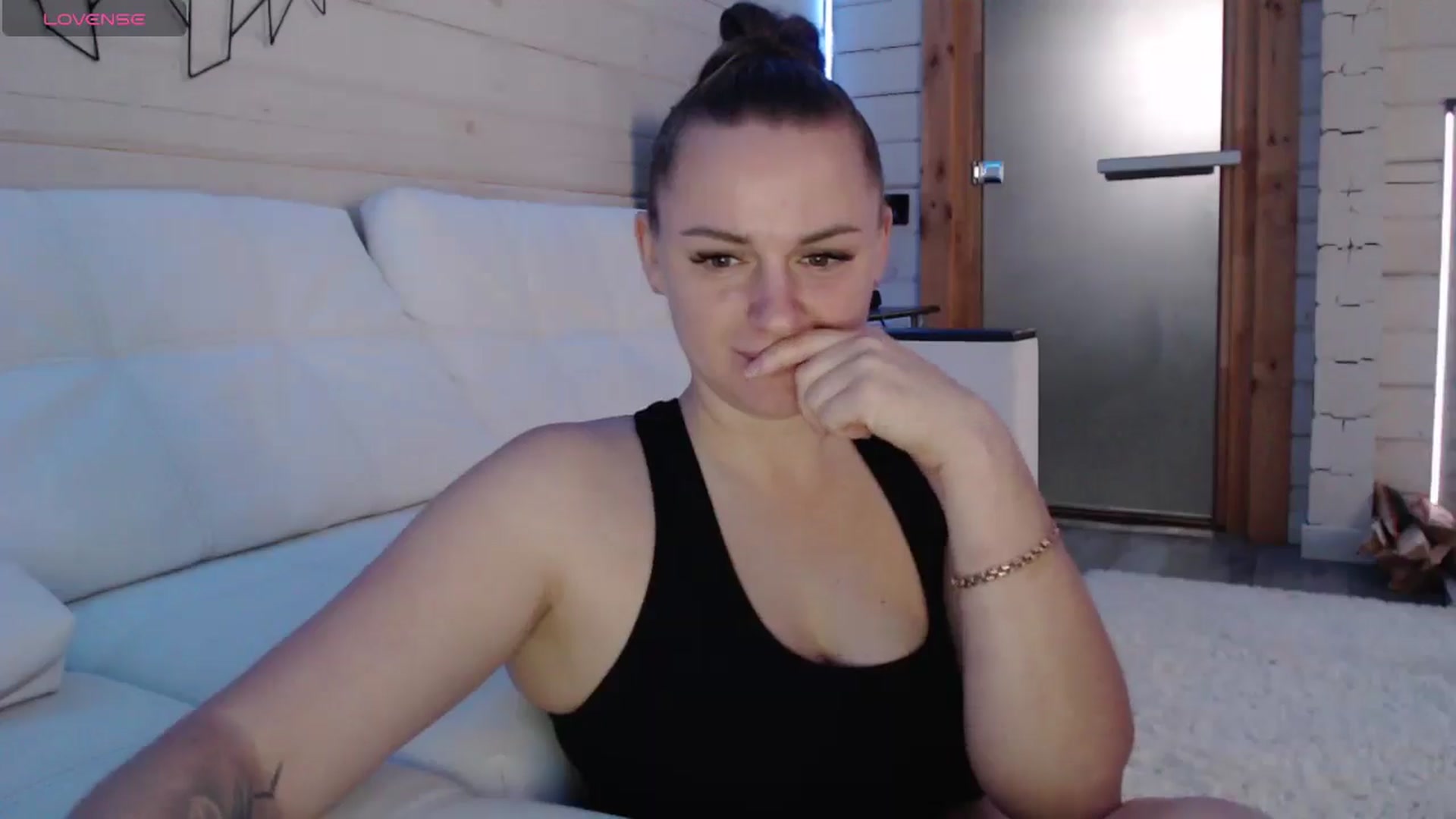 Gallery image thumbnail from CandyBunie's myfreecams stream on, 11/10/2025, 04:06 image 2 of 20