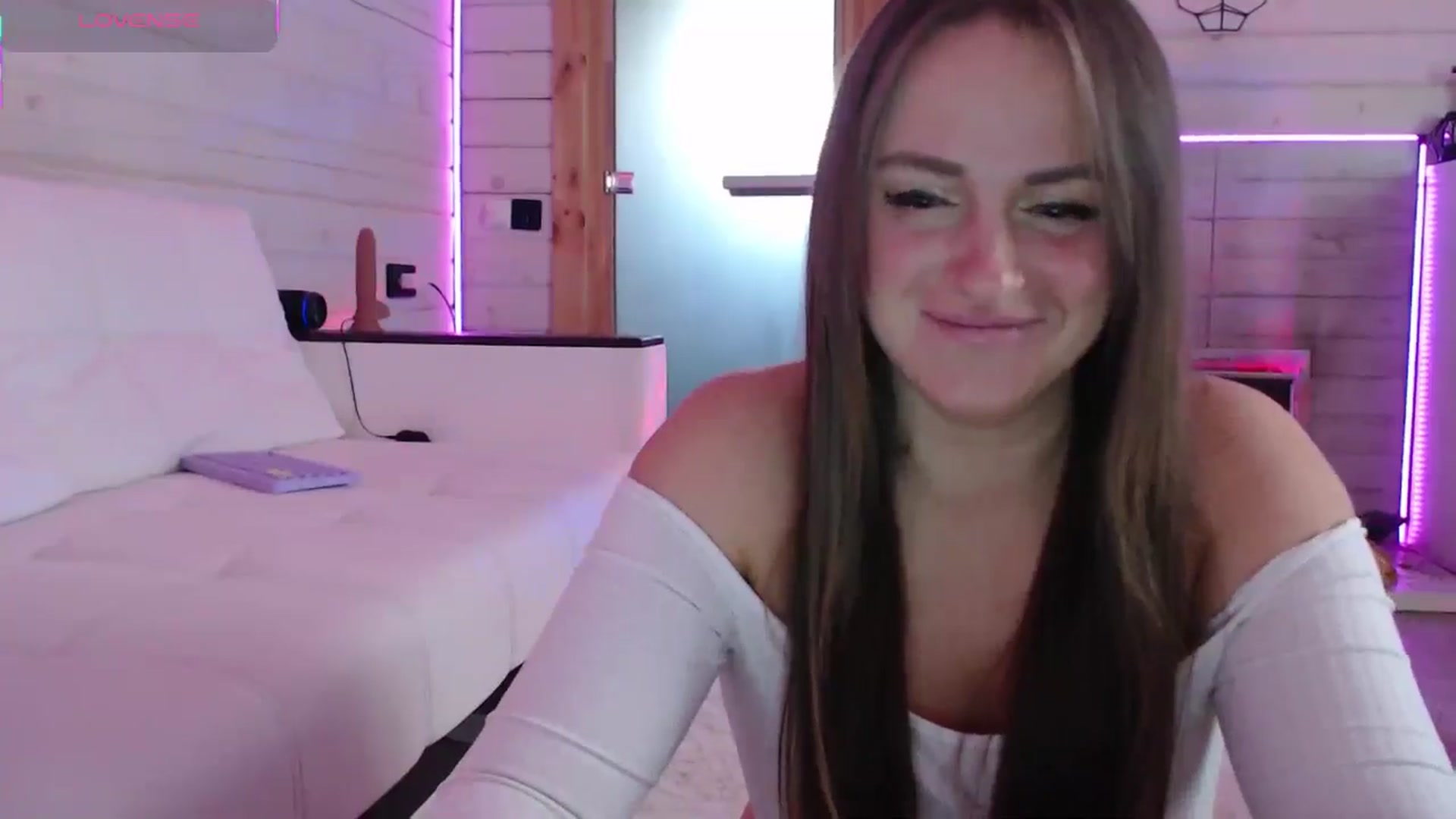 Gallery image thumbnail from CandyBunie's myfreecams stream on, 12/08/2025, 06:14 image 5 of 20