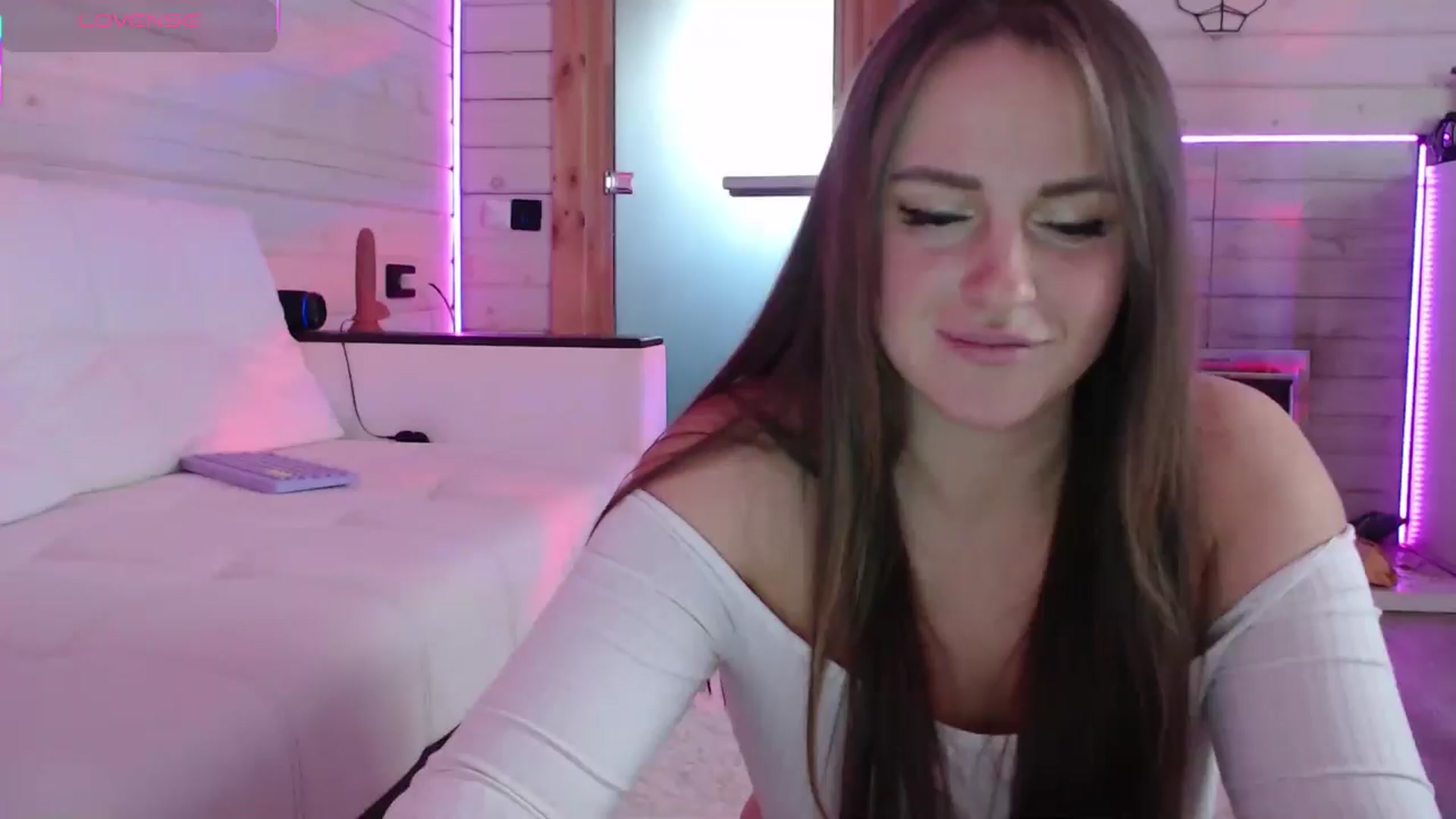 Gallery image thumbnail from CandyBunie's myfreecams stream on, 12/08/2025, 06:14 image 1 of 20