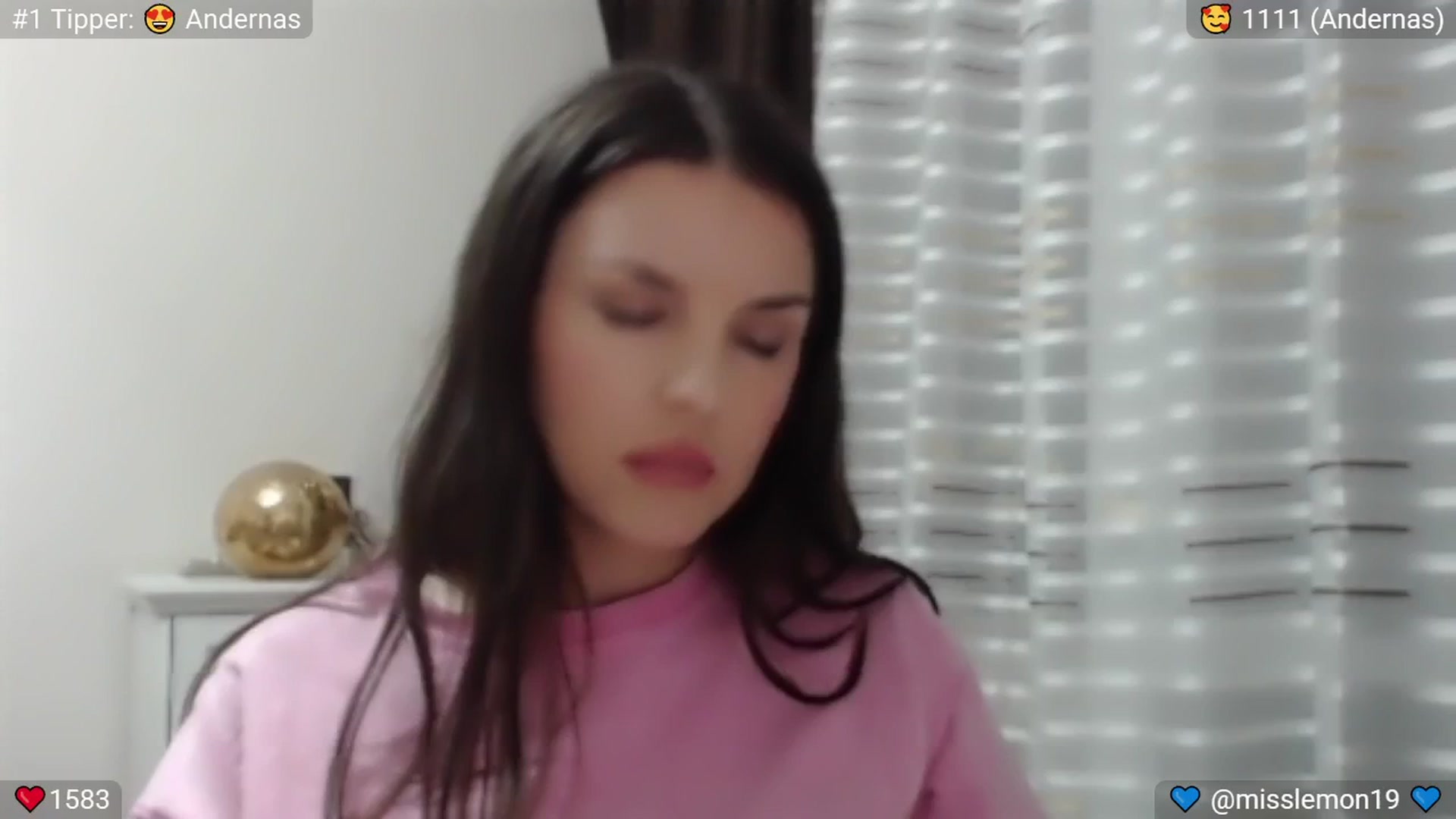 Gallery image thumbnail from CandyDrop's myfreecams stream on, 04/26/2025, 22:41 image 9 of 20