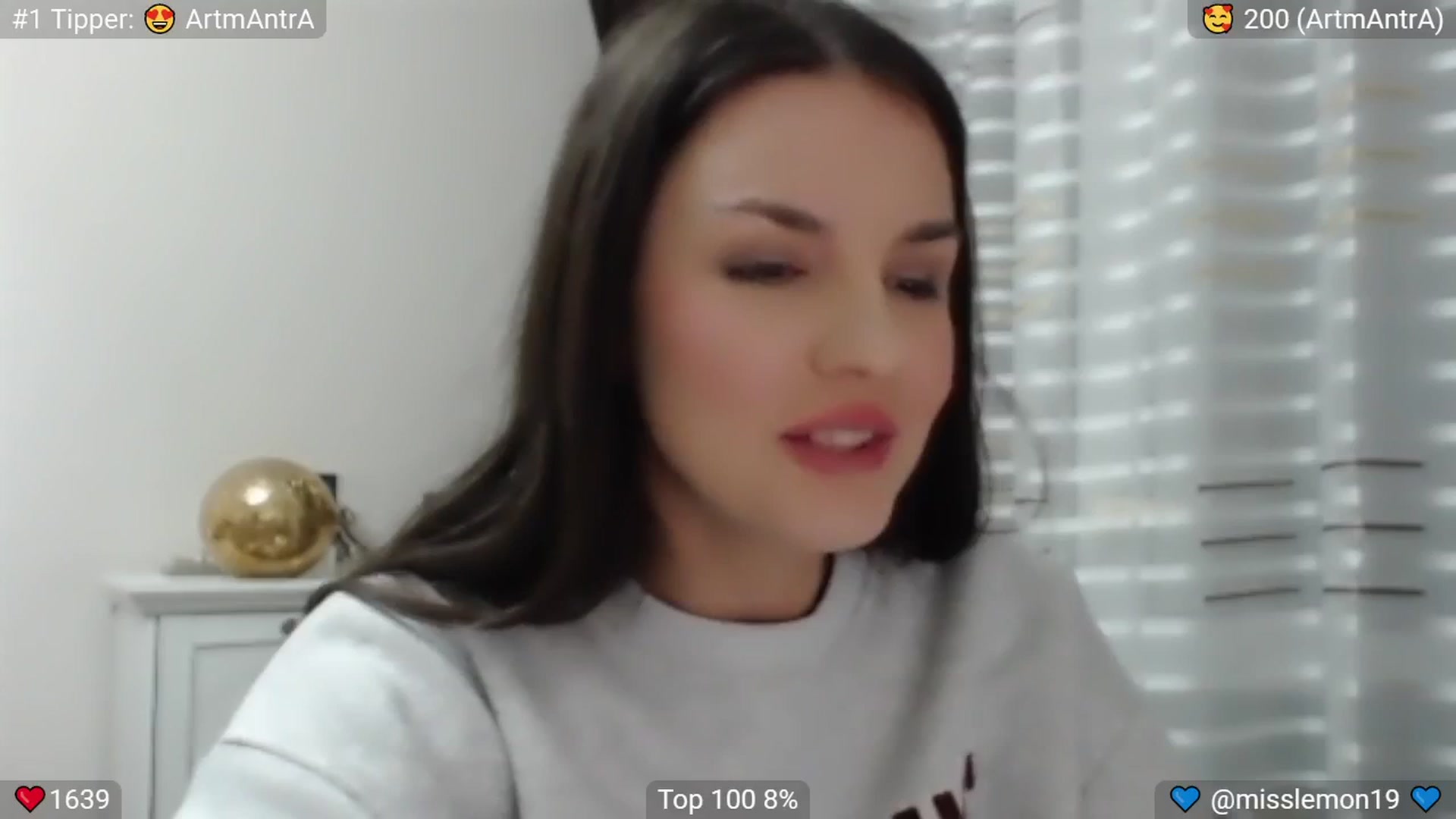 Gallery image thumbnail from CandyDrop's myfreecams stream on, 05/02/2025, 23:13 image 15 of 20