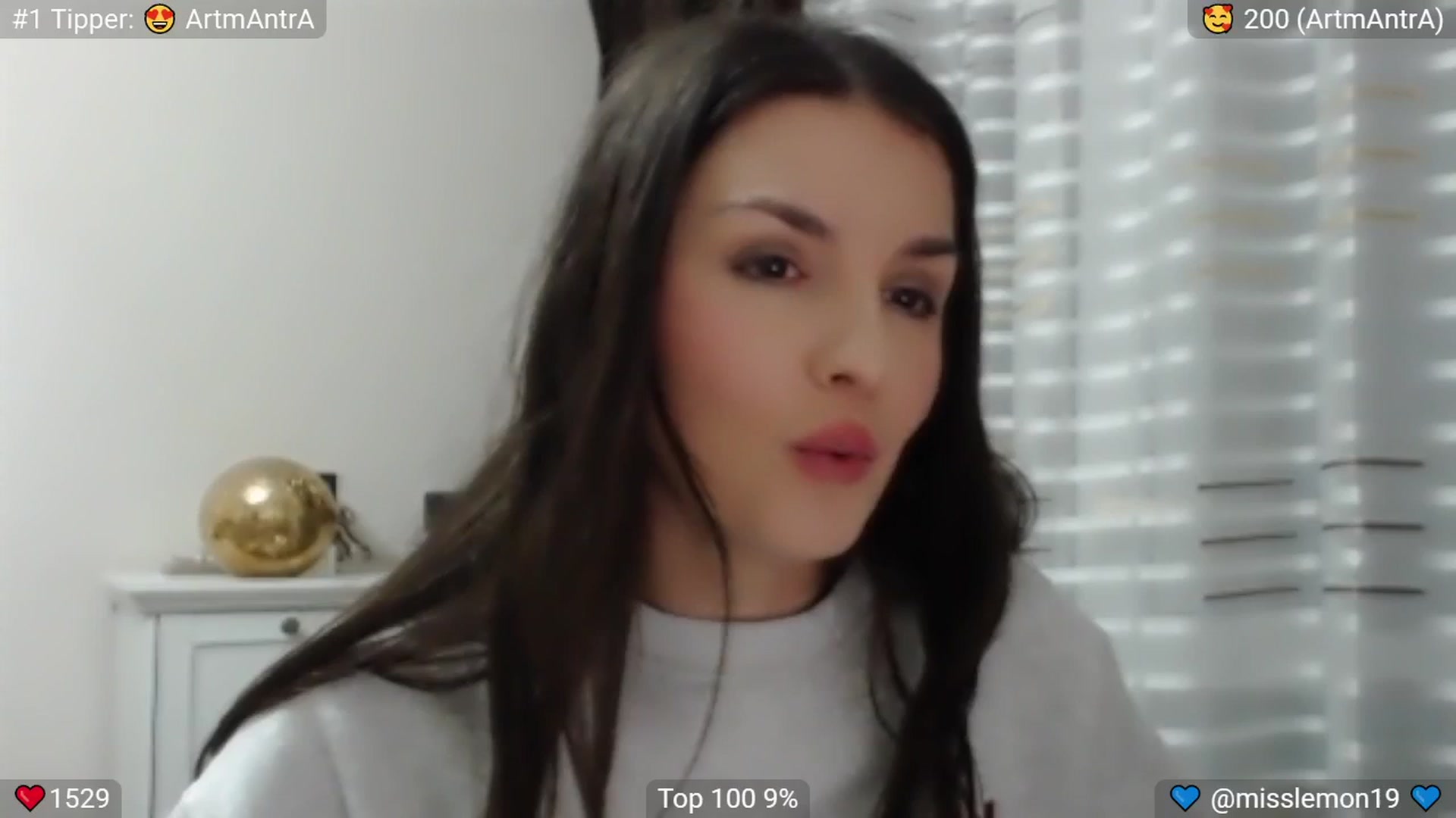 Gallery image thumbnail from CandyDrop's myfreecams stream on, 05/02/2025, 23:13 image 18 of 20
