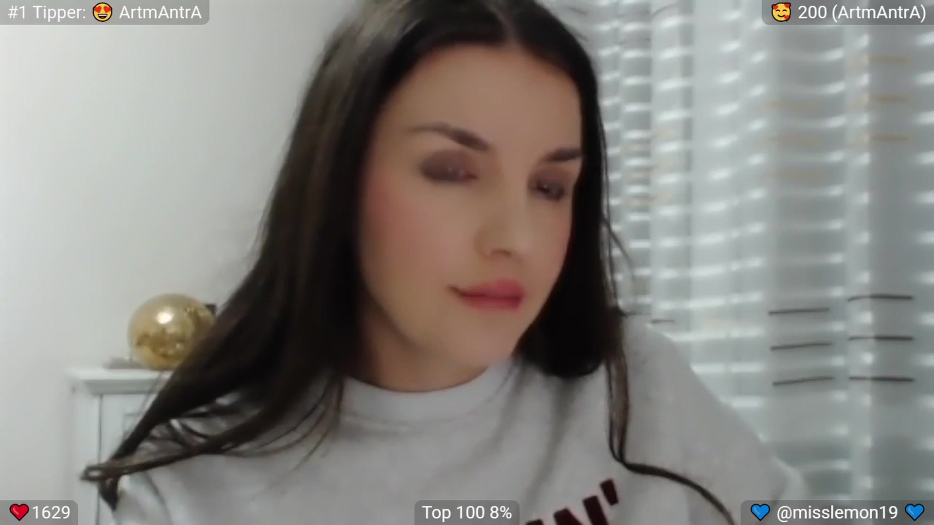 Gallery image thumbnail from CandyDrop's myfreecams stream on, 05/02/2025, 23:13 image 12 of 20