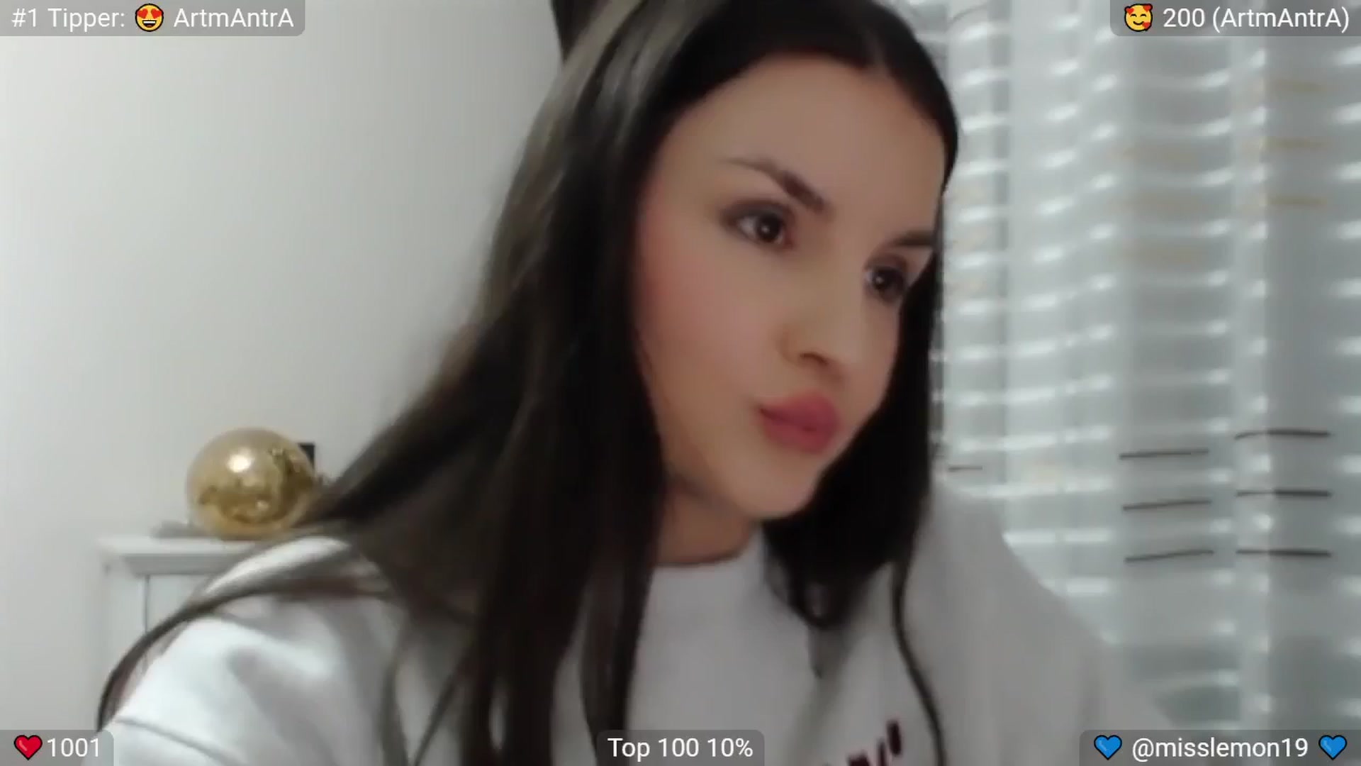 Gallery image thumbnail from CandyDrop's myfreecams stream on, 05/03/2025, 24:30 image 16 of 20