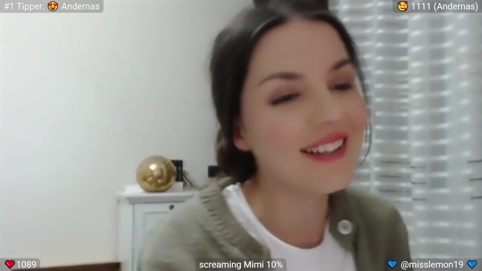 Gallery image thumbnail from CandyDrop's myfreecams stream on, 05/11/2025, 22:26 image 14 of 20