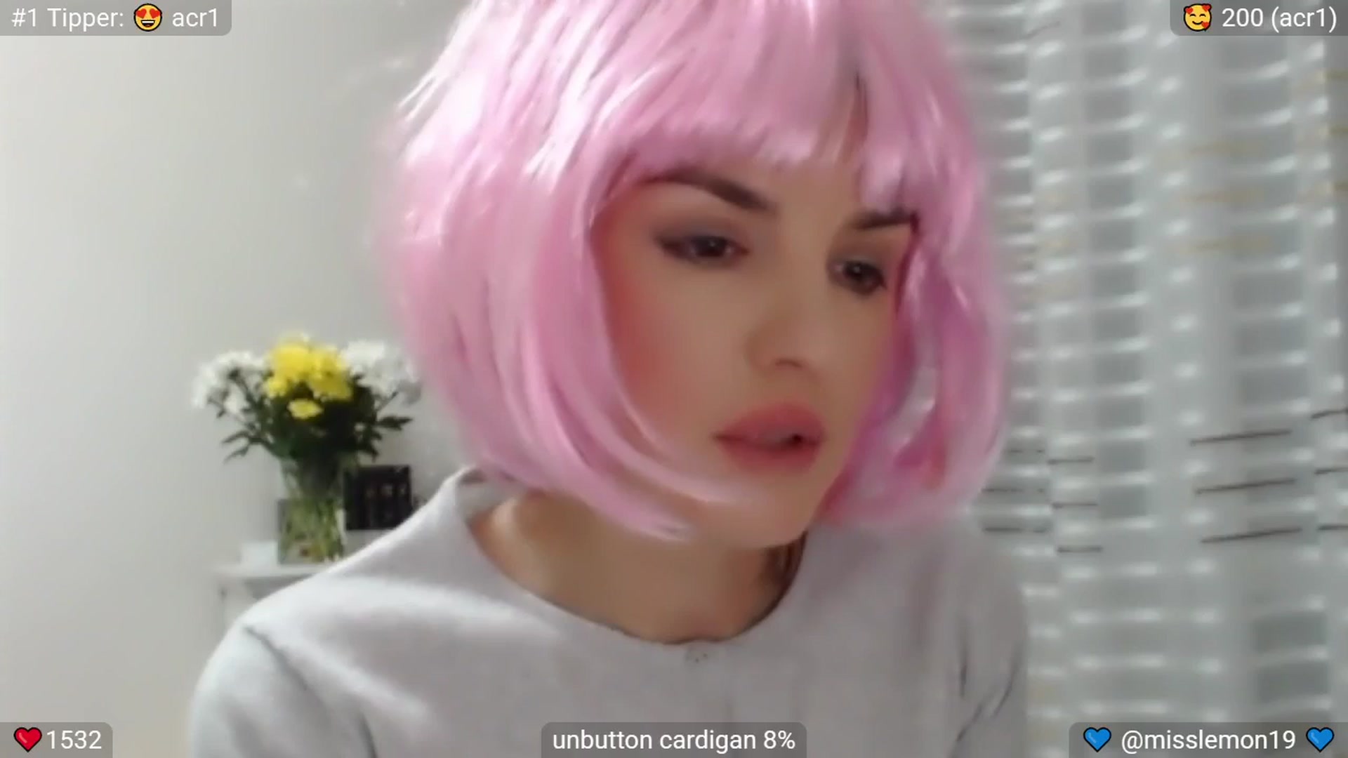 Gallery image thumbnail from CandyDrop's myfreecams stream on, 05/17/2025, 24:06 image 7 of 20