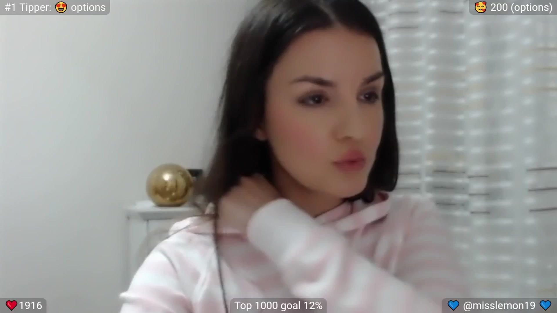Gallery image thumbnail from CandyDrop's myfreecams stream on, 05/25/2025, 06:46 image 14 of 20