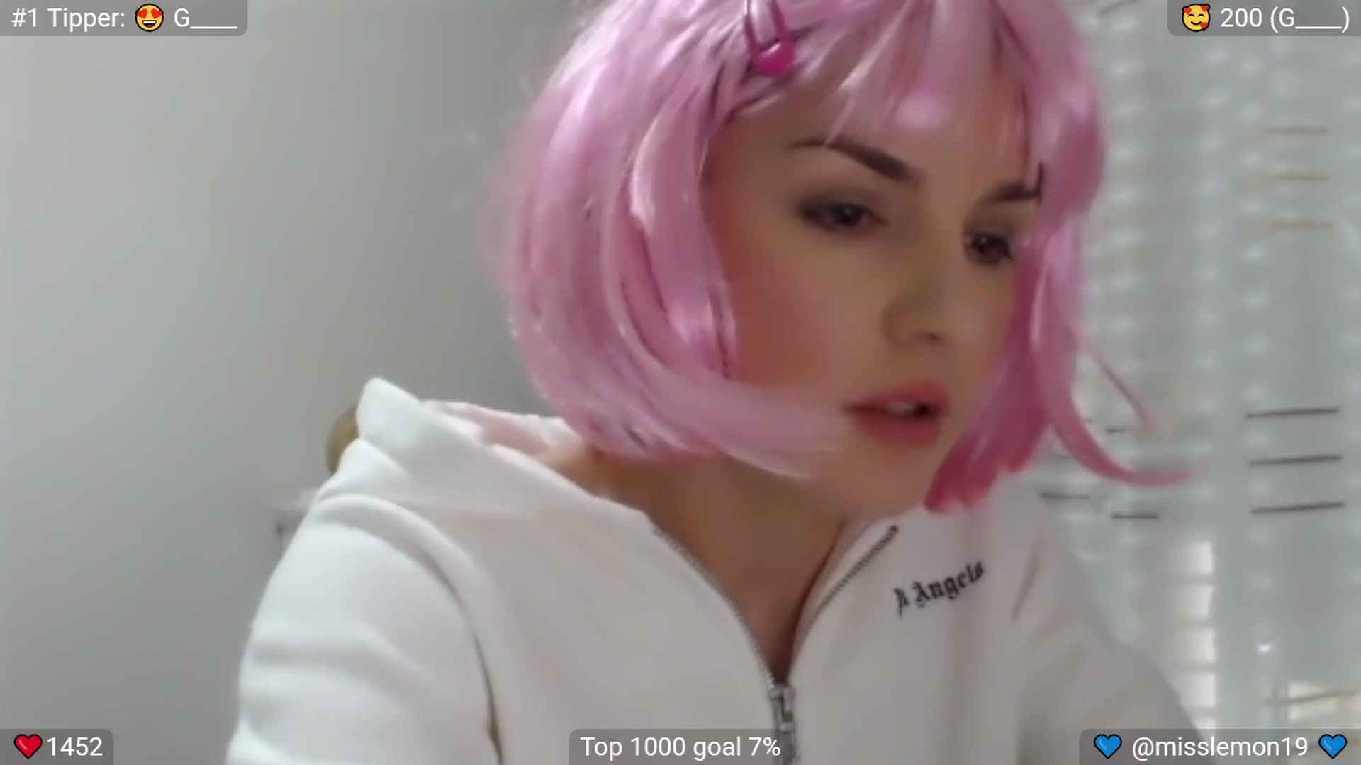 Gallery image thumbnail from CandyDrop's myfreecams stream on, 05/26/2025, 08:34 image 12 of 20