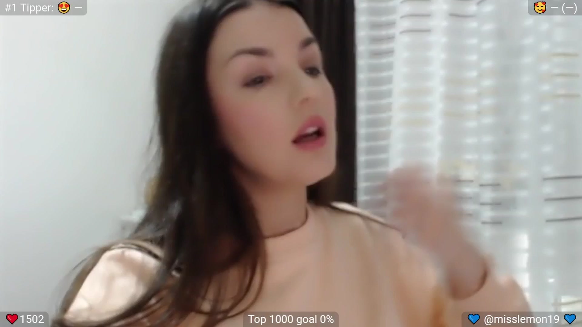 Gallery image thumbnail from CandyDrop's myfreecams stream on, 05/26/2025, 08:34 image 4 of 20