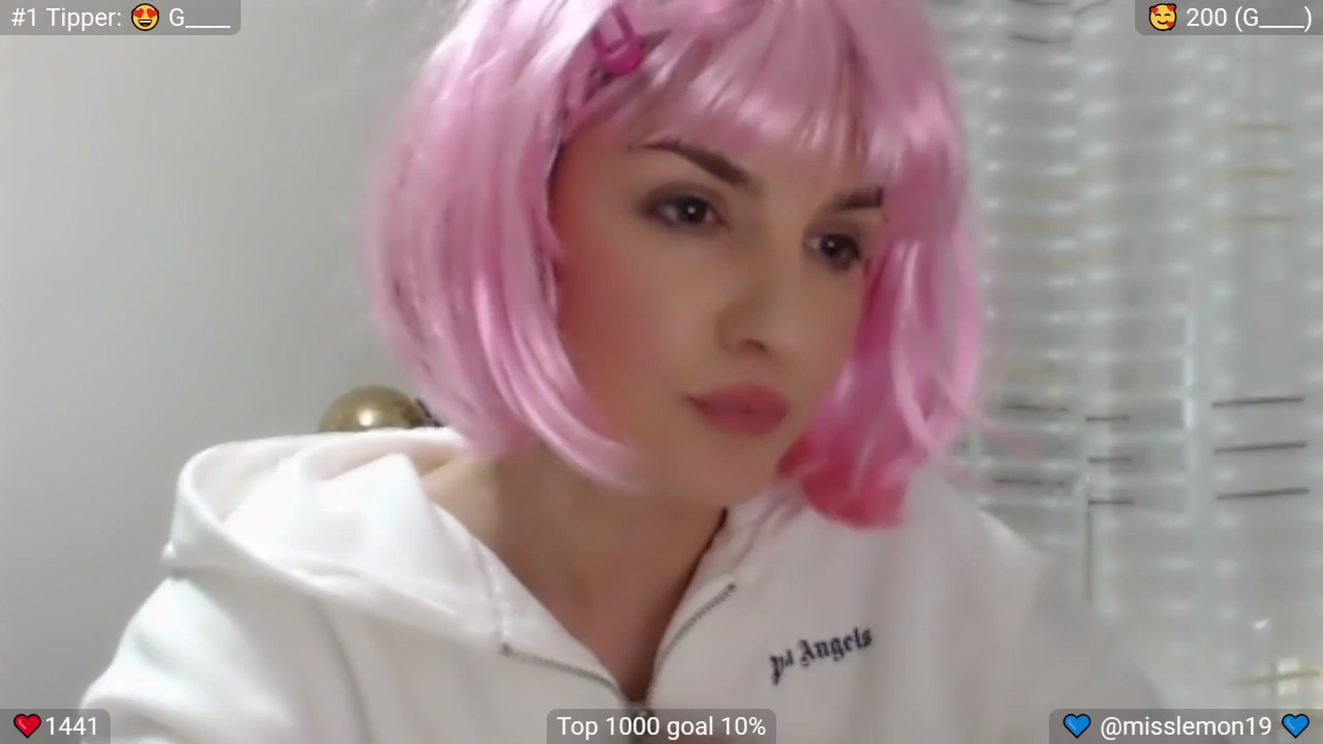 Gallery image thumbnail from CandyDrop's myfreecams stream on, 05/26/2025, 08:34 image 19 of 20
