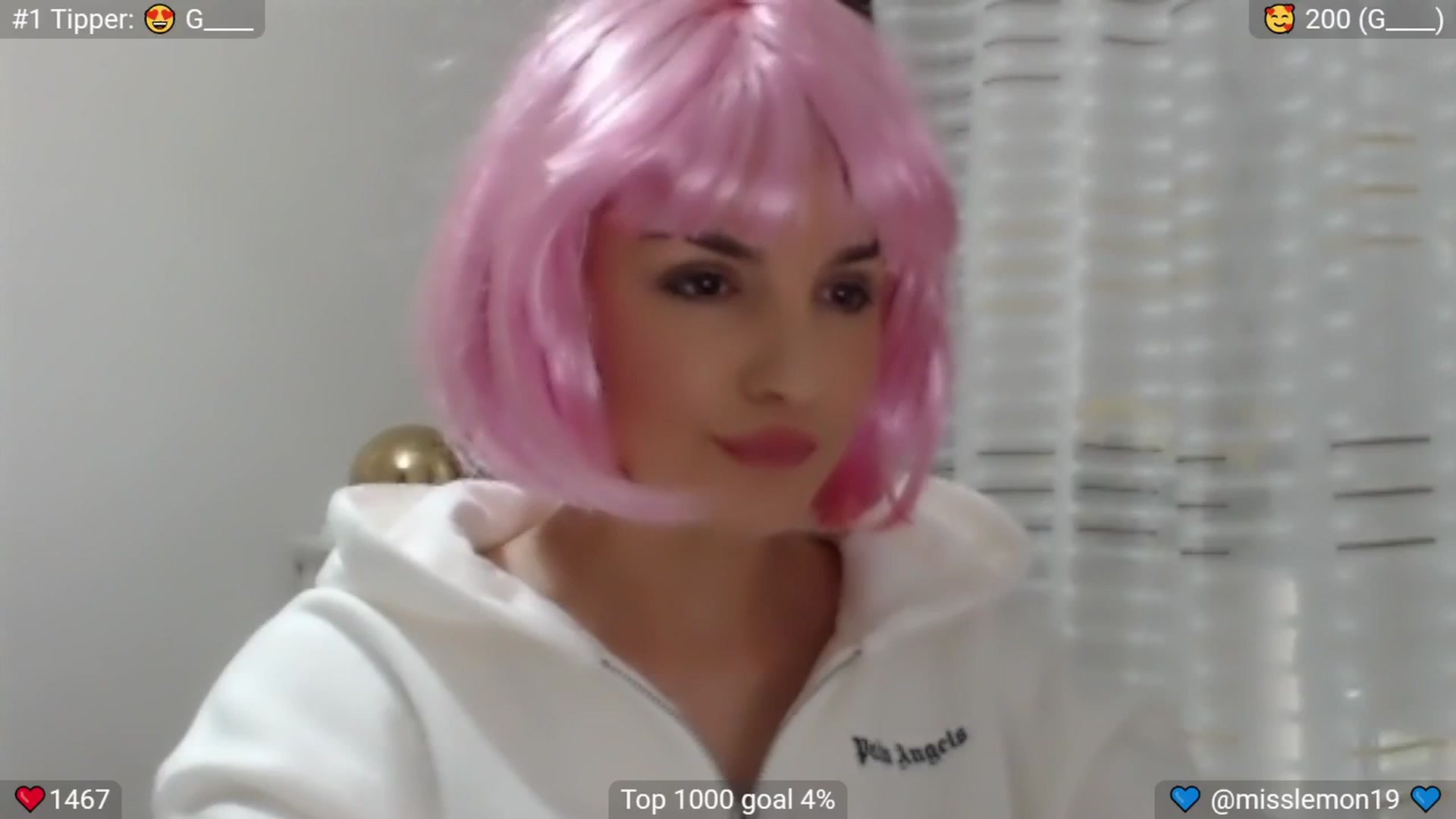 Gallery image thumbnail from CandyDrop's myfreecams stream on, 05/26/2025, 08:34 image 10 of 20