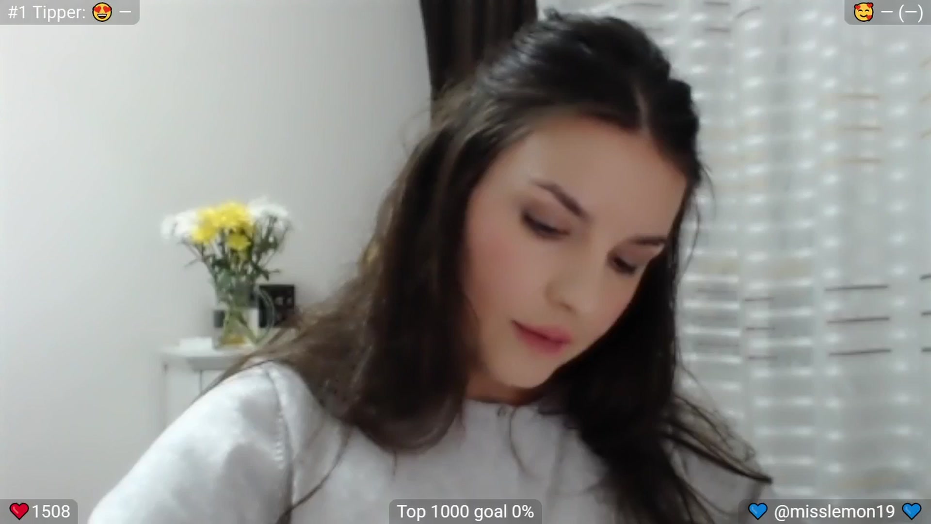 Gallery image thumbnail from CandyDrop's myfreecams stream on, 05/27/2025, 21:06 image 7 of 20