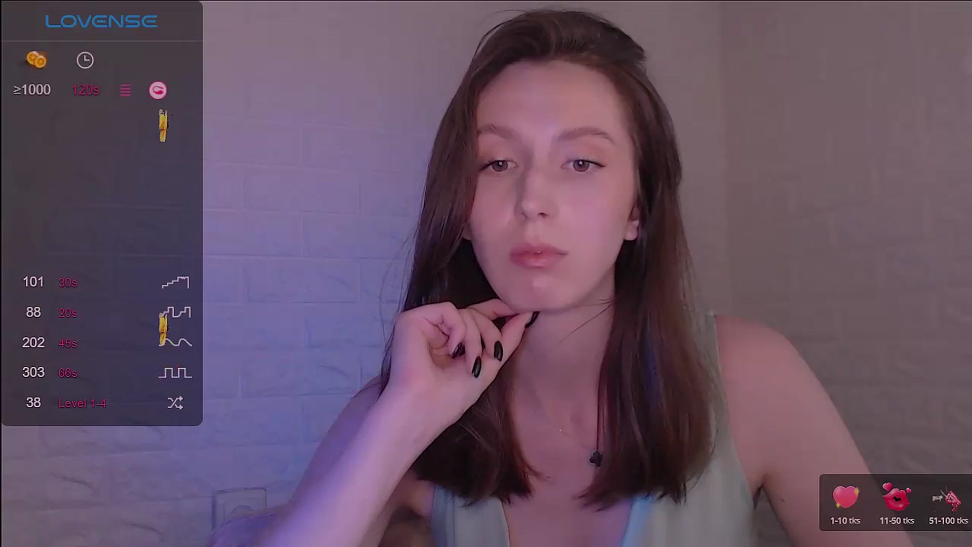 Gallery image thumbnail from CandyLilly_'s myfreecams stream on, 06/13/2024, 13:26 image 16 of 20