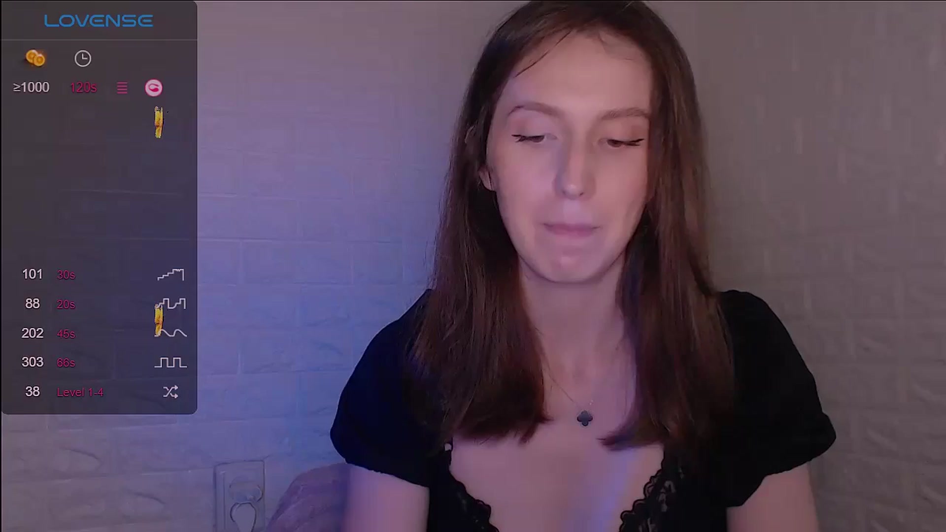 Gallery image thumbnail from CandyLilly_'s myfreecams stream on, 06/15/2024, 14:37 image 16 of 20