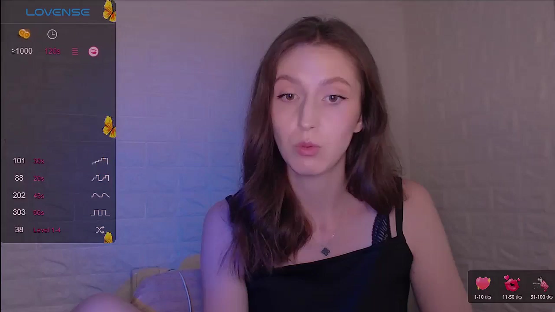 Gallery image thumbnail from CandyLilly_'s myfreecams stream on, 06/17/2024, 14:37 image 9 of 20