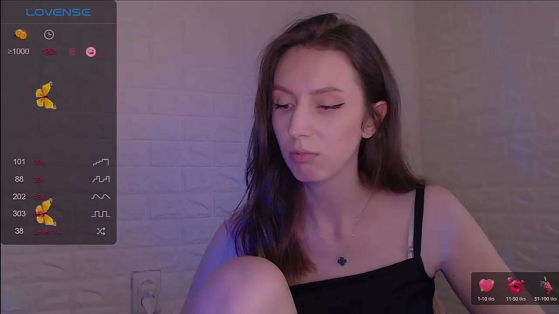 Gallery image thumbnail from CandyLilly_'s myfreecams stream on, 06/26/2024, 14:57 image 8 of 20