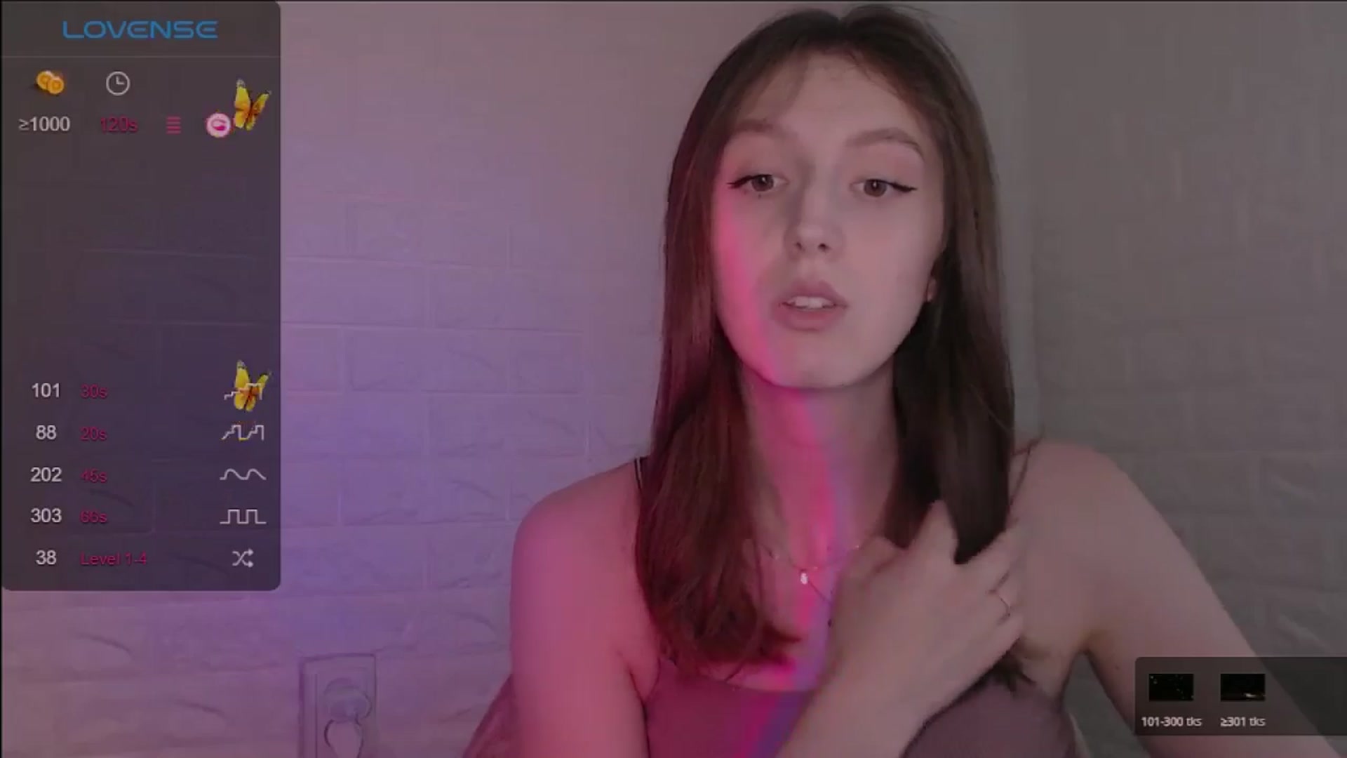 Gallery image thumbnail from CandyLilly_'s myfreecams stream on, 06/27/2024, 14:02 image 16 of 20