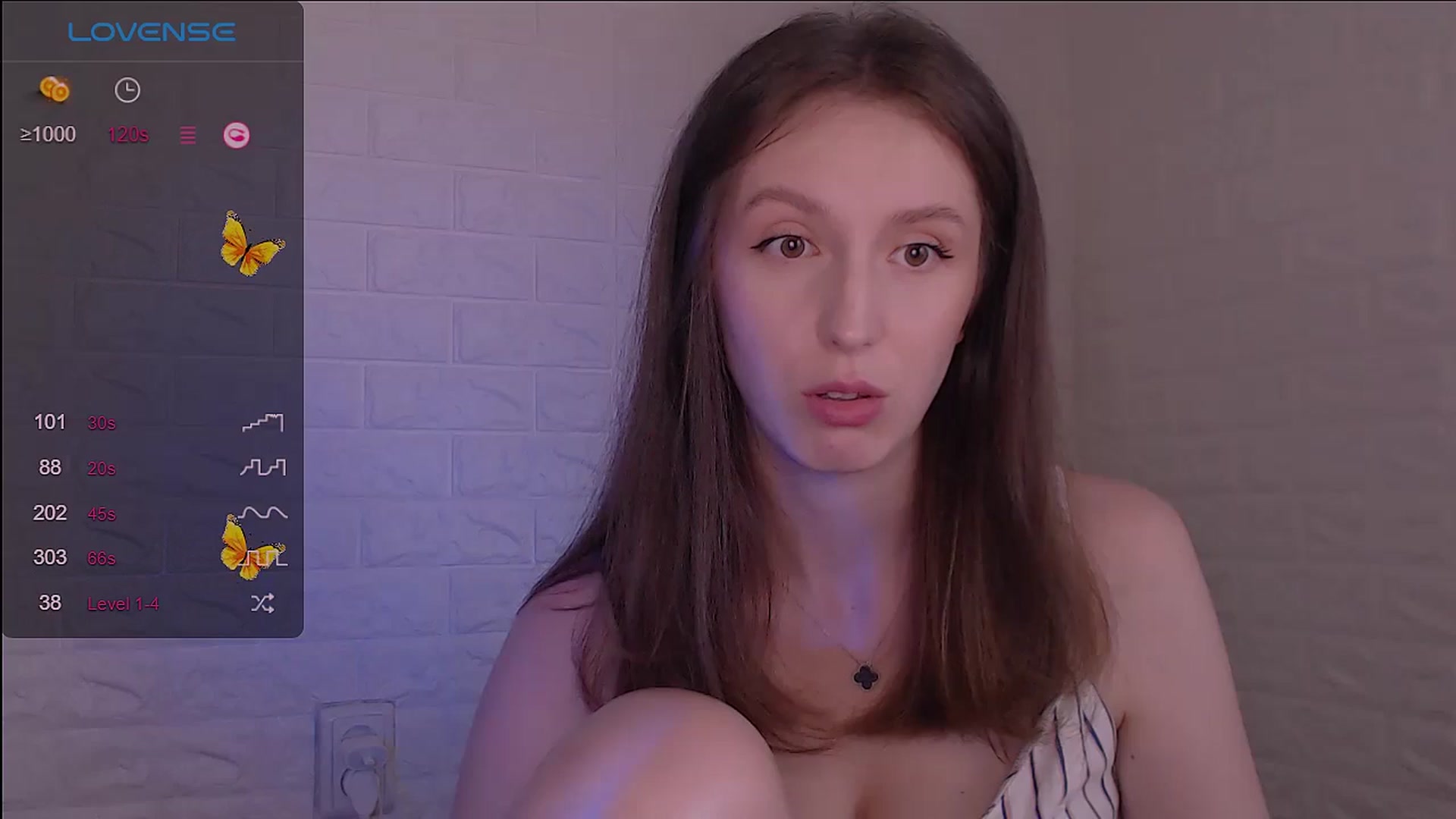 Gallery image thumbnail from CandyLilly_'s myfreecams stream on, 07/09/2024, 10:03 image 13 of 20