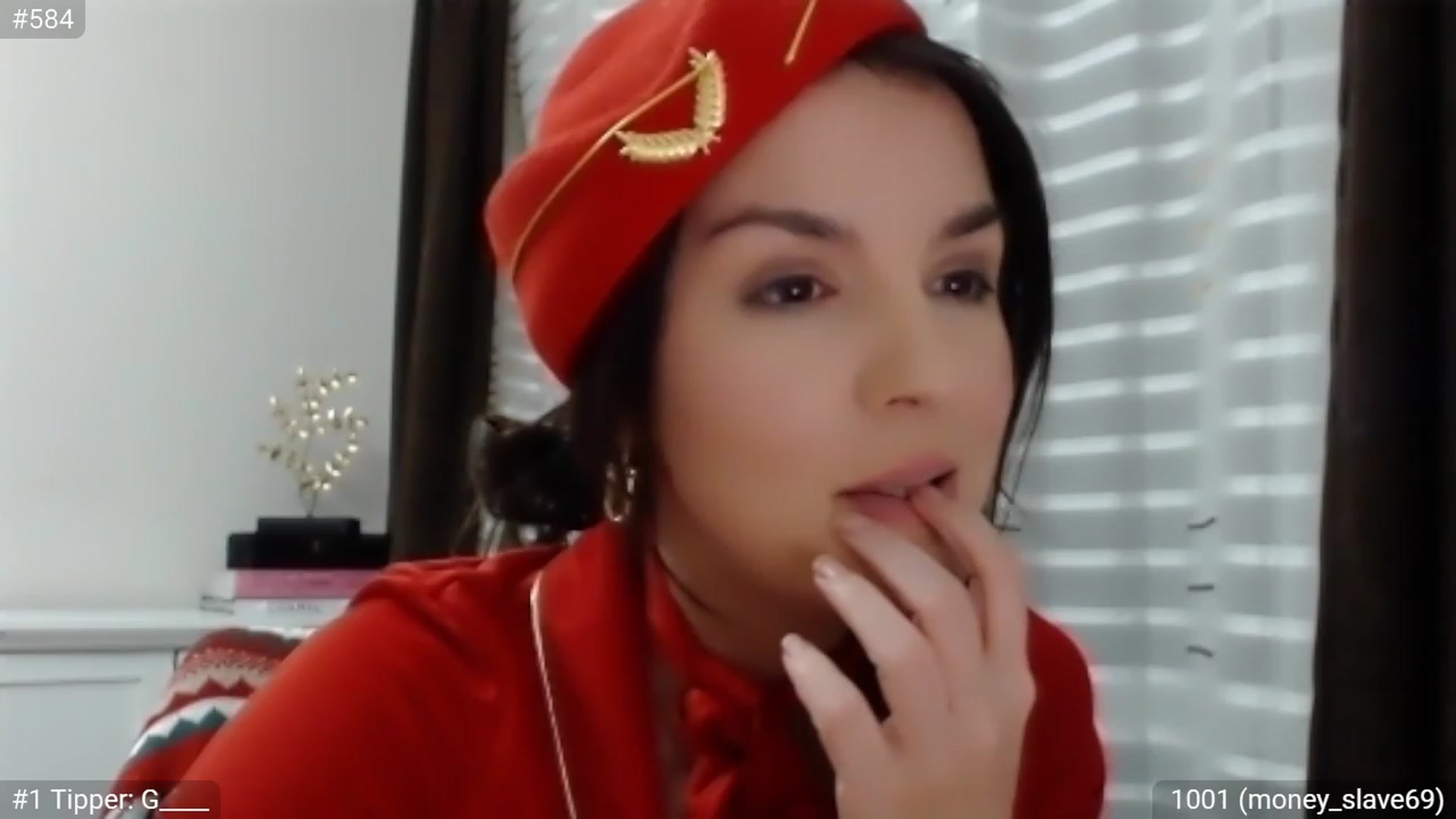 Gallery image thumbnail from CandySmores's myfreecams stream on, 01/08/2023, 24:40 image 17 of 20