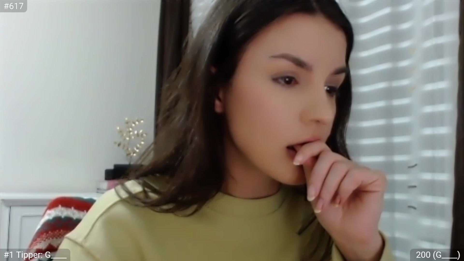 Gallery image thumbnail from CandySmores's myfreecams stream on, 01/09/2023, 24:11 image 3 of 20