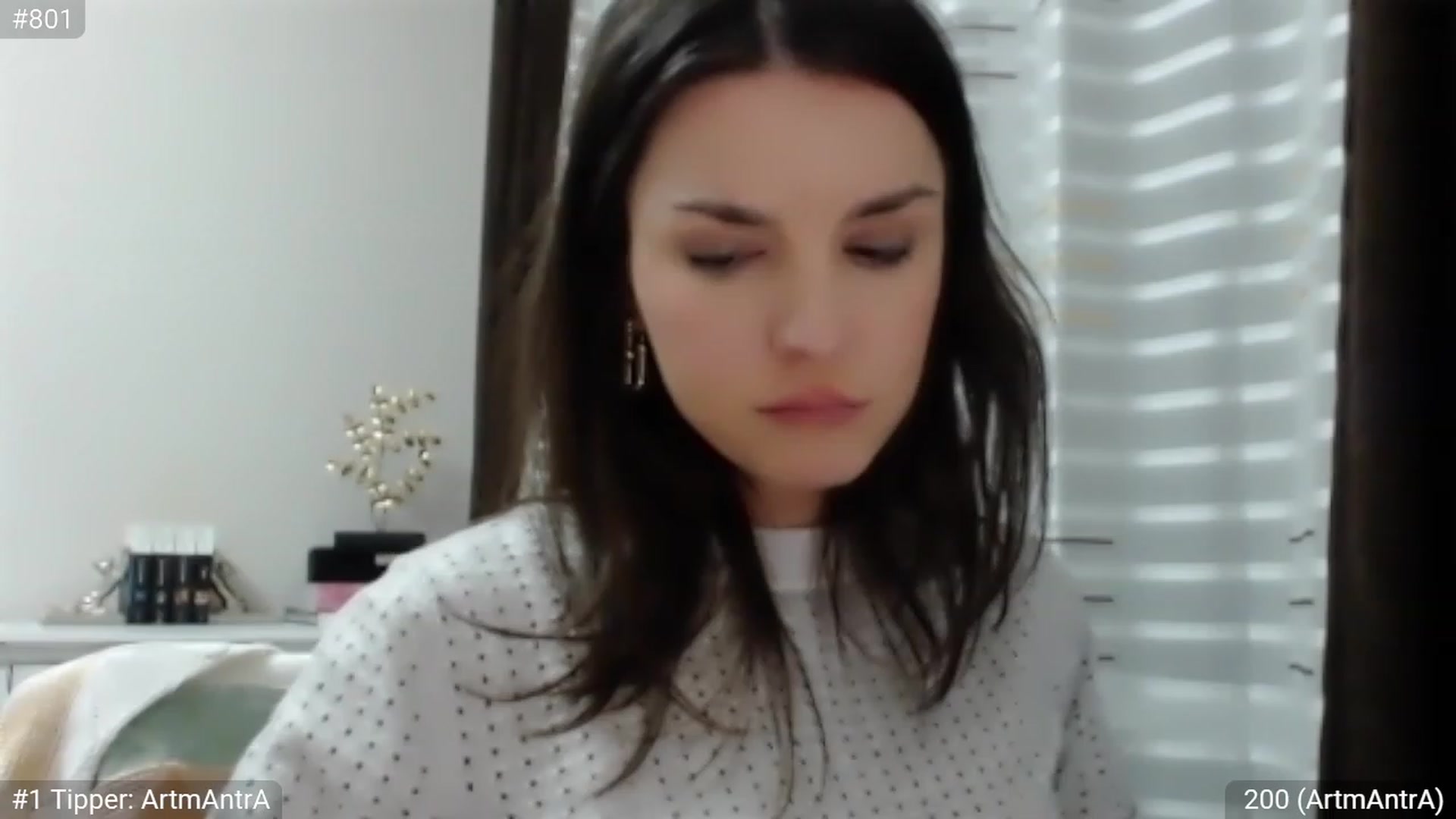 Gallery image thumbnail from CandySmores's myfreecams stream on, 02/12/2023, 24:15 image 18 of 20