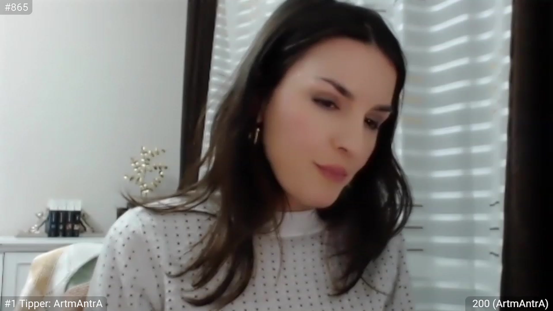 Gallery image thumbnail from CandySmores's myfreecams stream on, 02/12/2023, 24:15 image 2 of 20