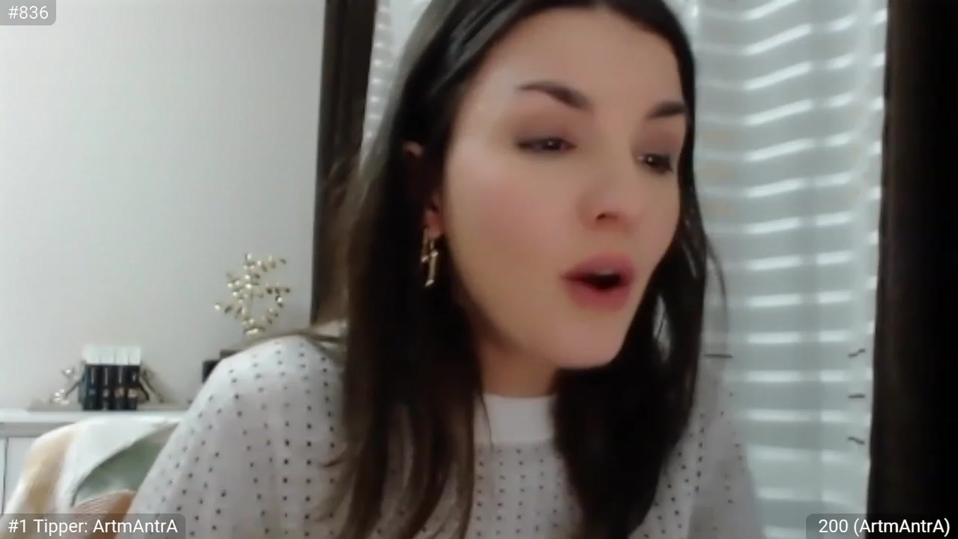 Gallery image thumbnail from CandySmores's myfreecams stream on, 02/12/2023, 24:15 image 13 of 20