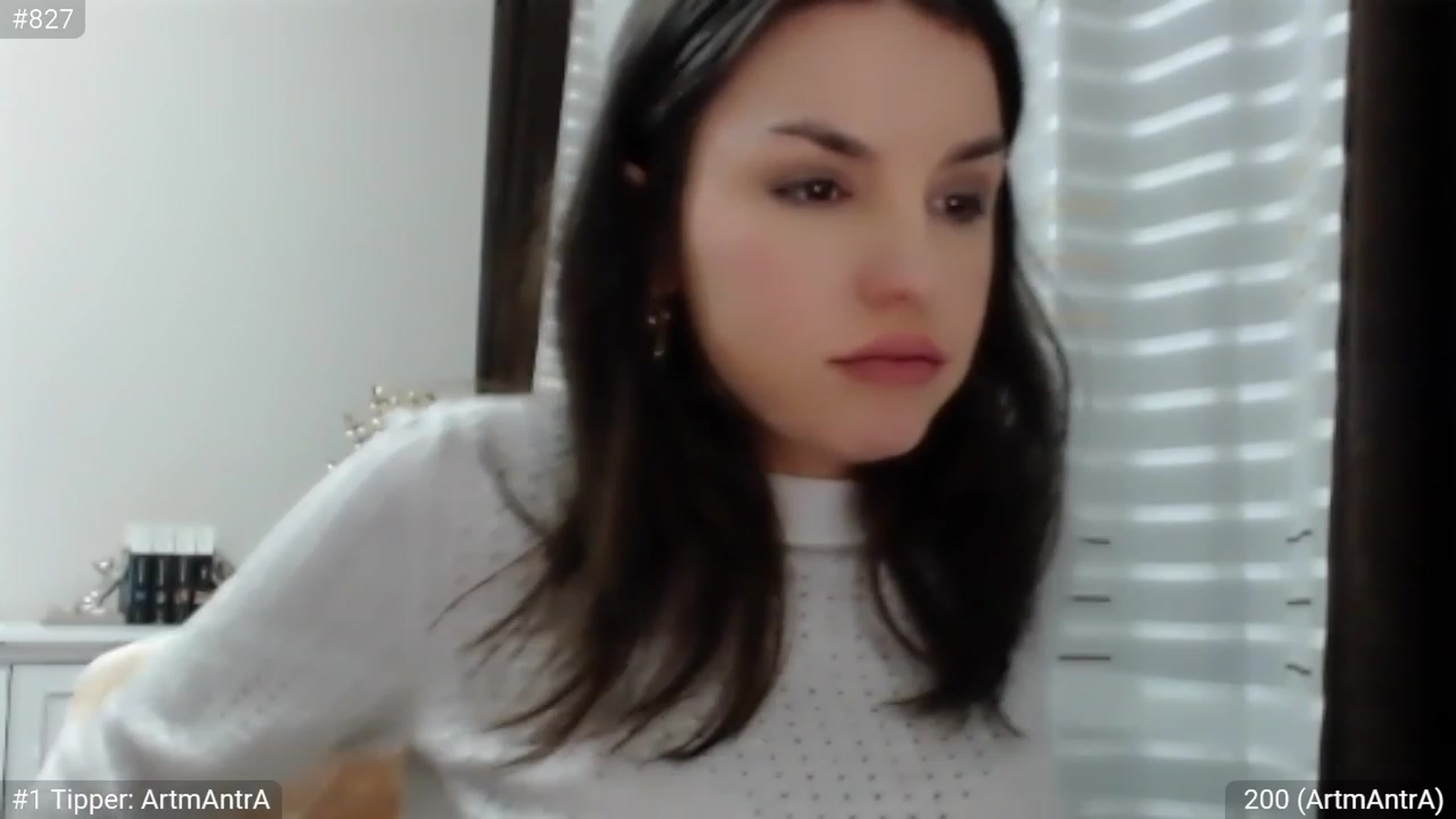 Gallery image thumbnail from CandySmores's myfreecams stream on, 02/12/2023, 24:15 image 15 of 20