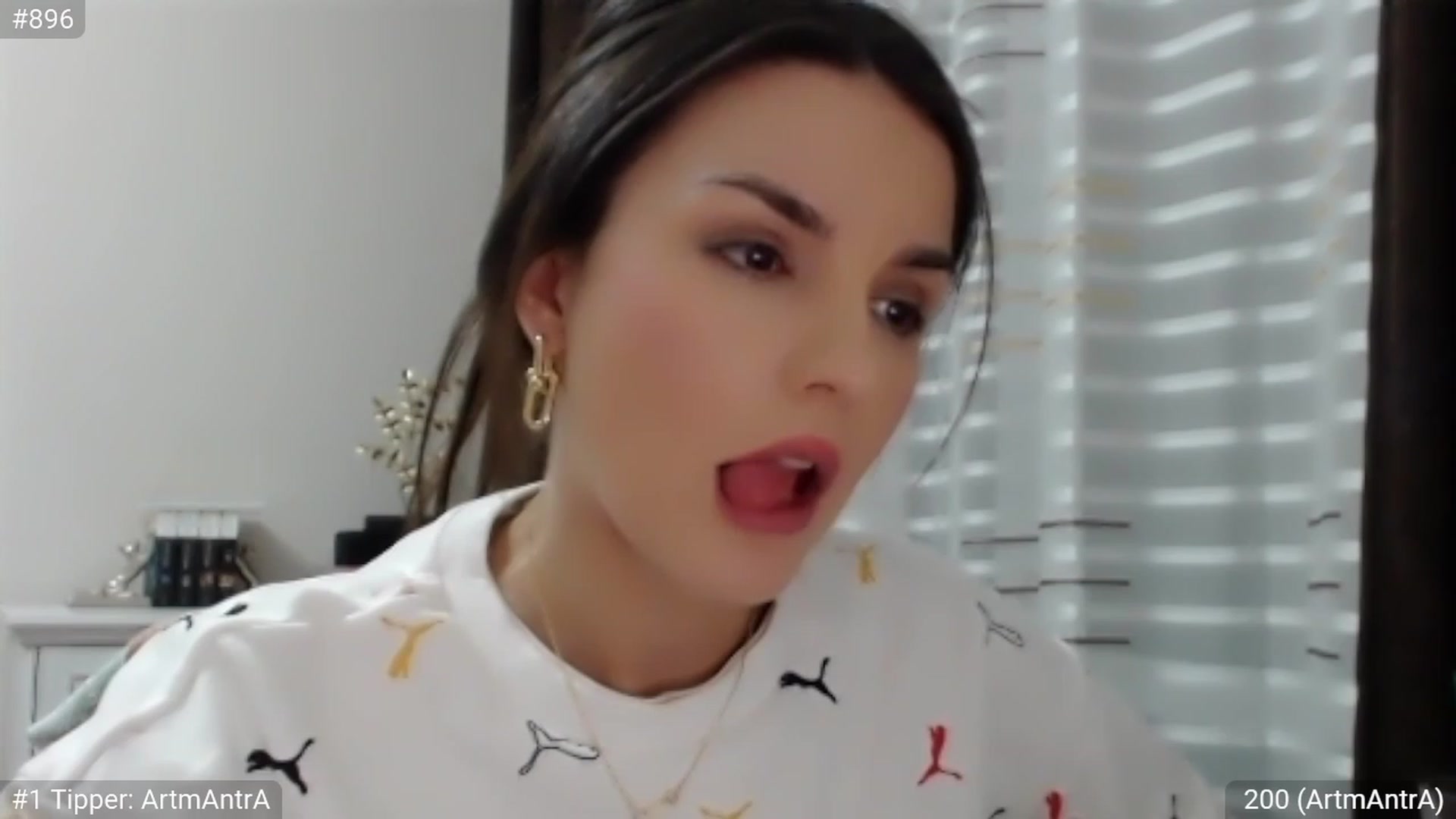 Gallery image thumbnail from CandySmores's myfreecams stream on, 02/17/2023, 23:10 image 11 of 20