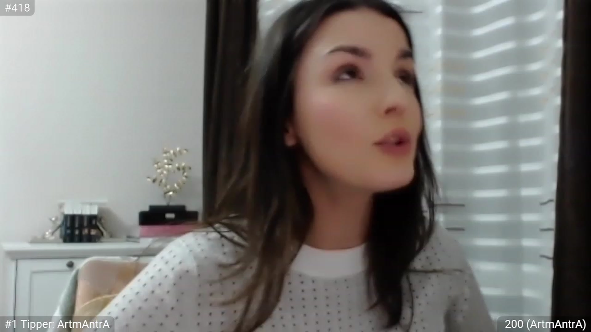 Gallery image thumbnail from CandySmores's myfreecams stream on, 03/04/2023, 22:50 image 11 of 20