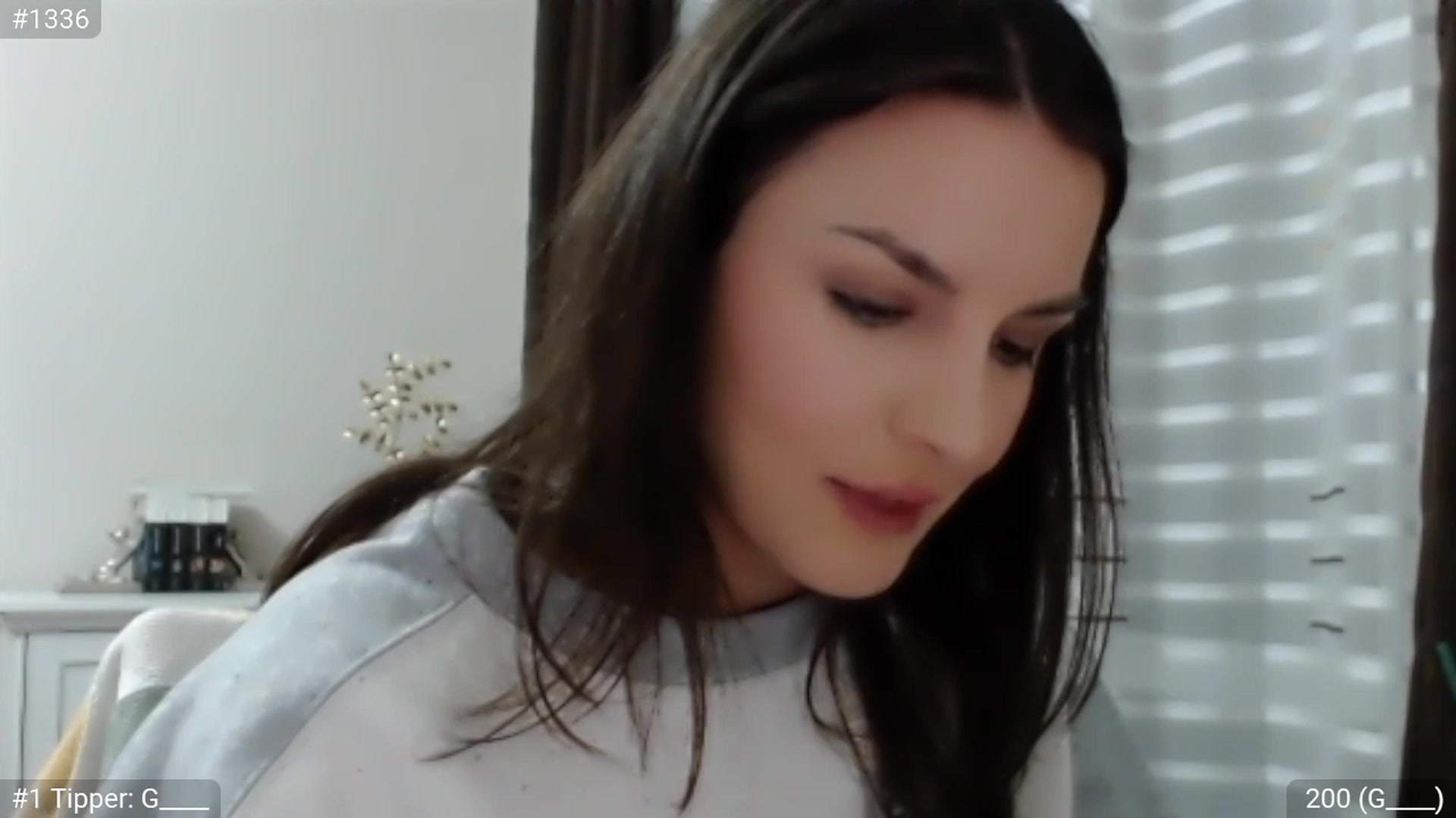 Gallery image thumbnail from CandySmores's myfreecams stream on, 03/12/2023, 23:25 image 8 of 20